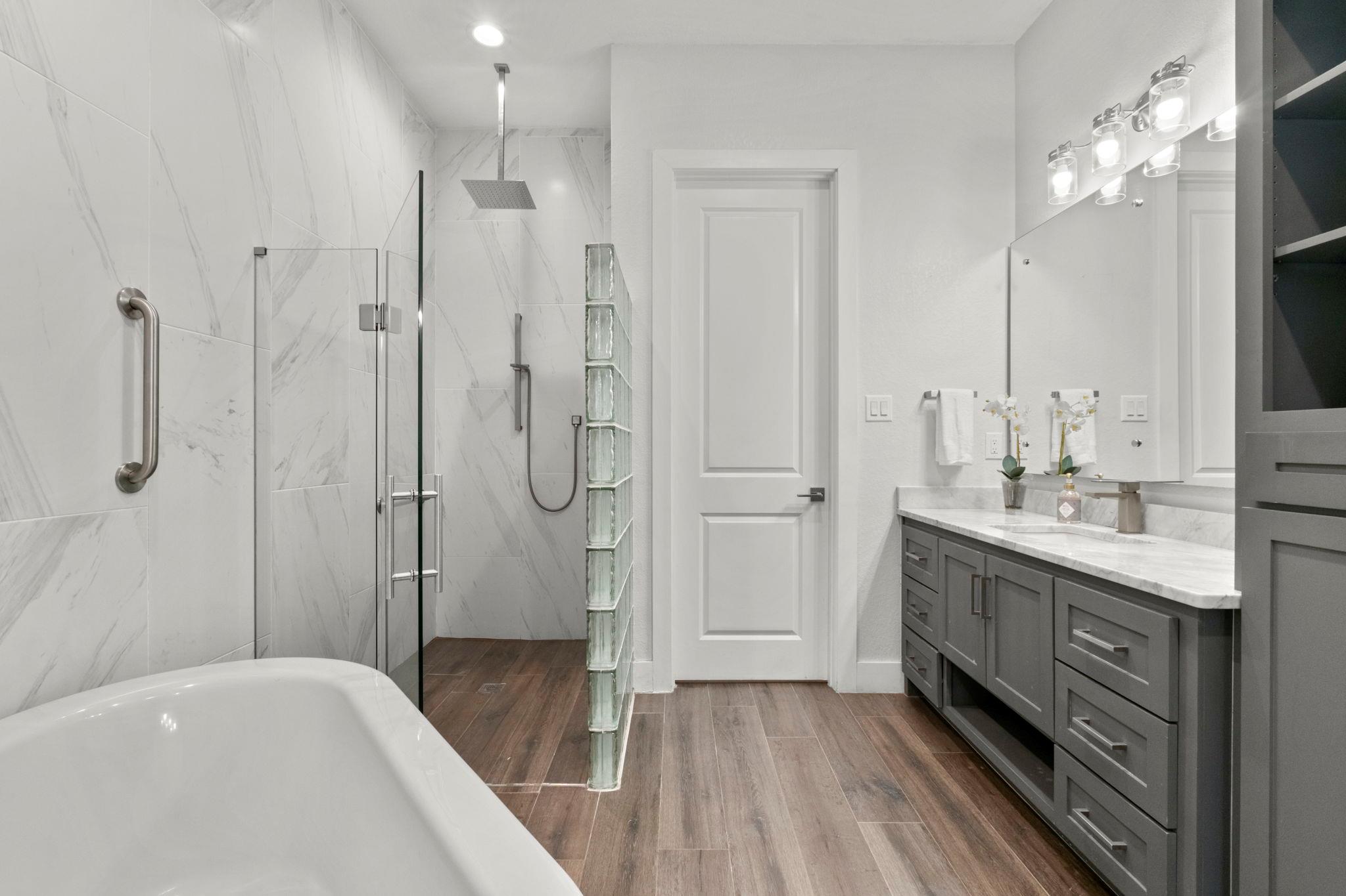 22118 Touring Ln Property Photo 16