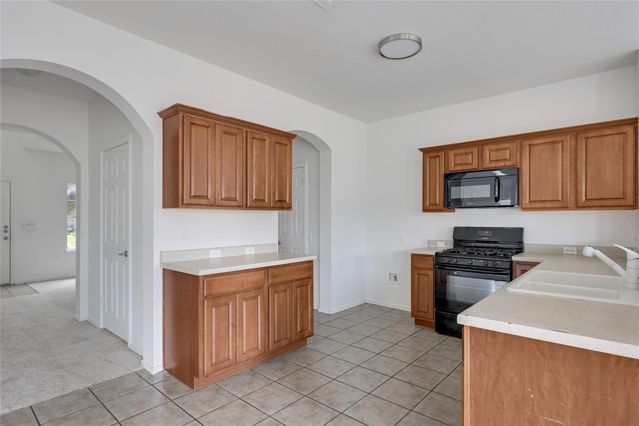 11028 Furrow Hill Dr Property Photo 12