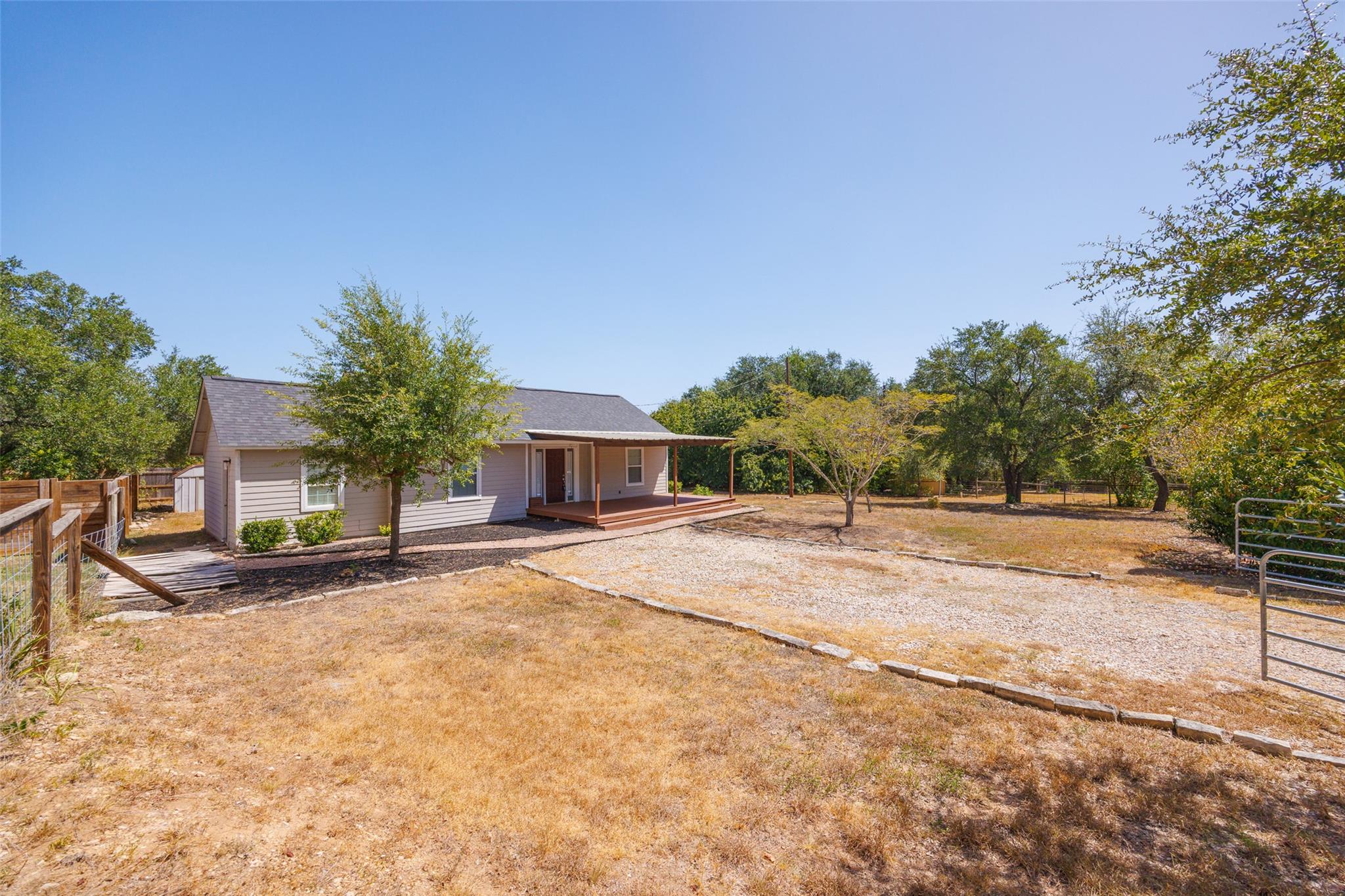 14708 Foy Dr Property Photo 3
