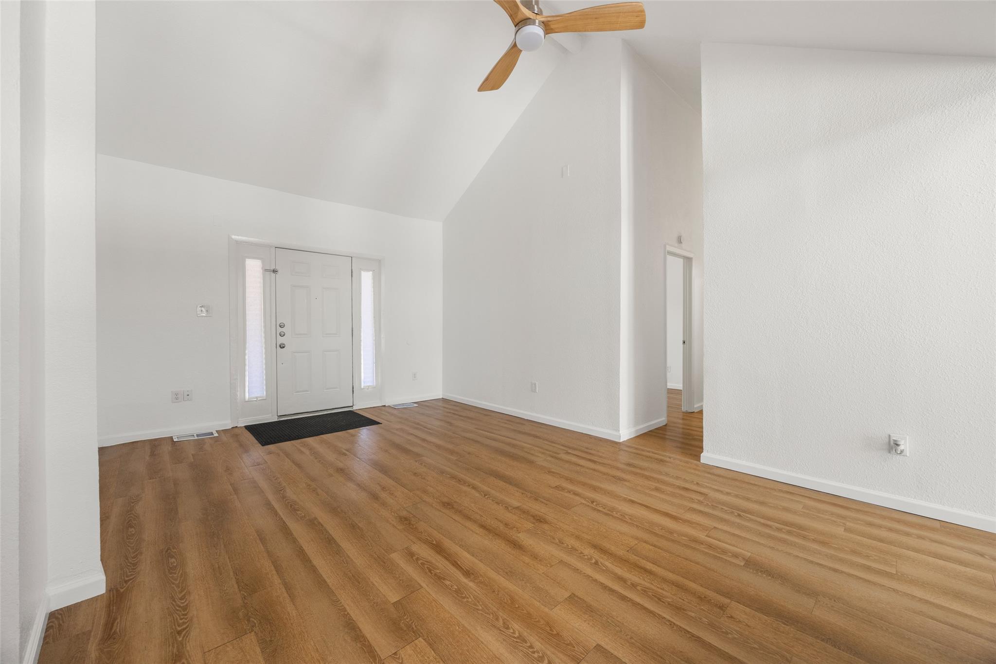 14708 Foy Dr Property Photo 6