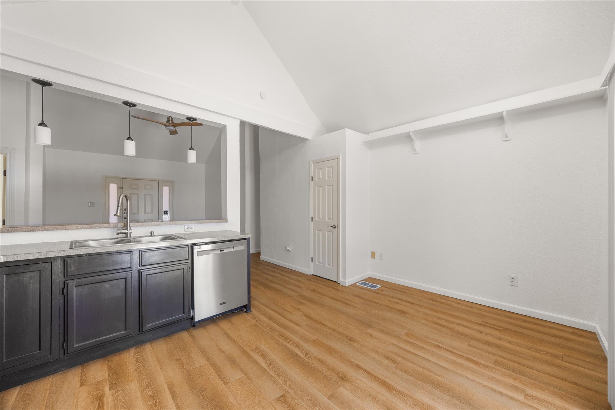 14708 Foy Dr Property Photo 8