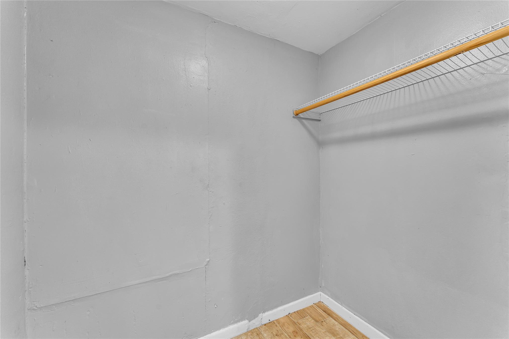 117 Travis St Property Photo 17