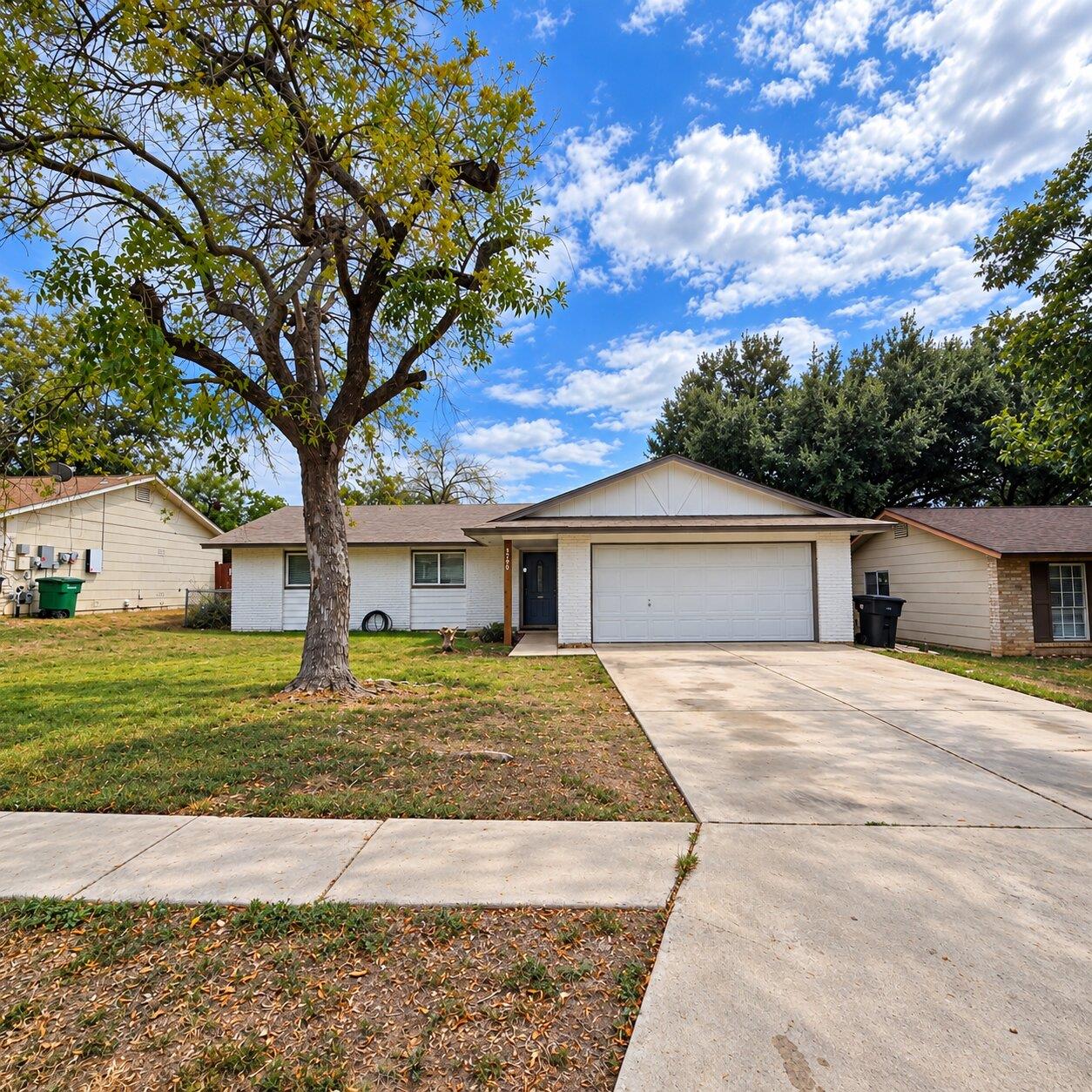 6730 Spring Manor St Property Photo 1