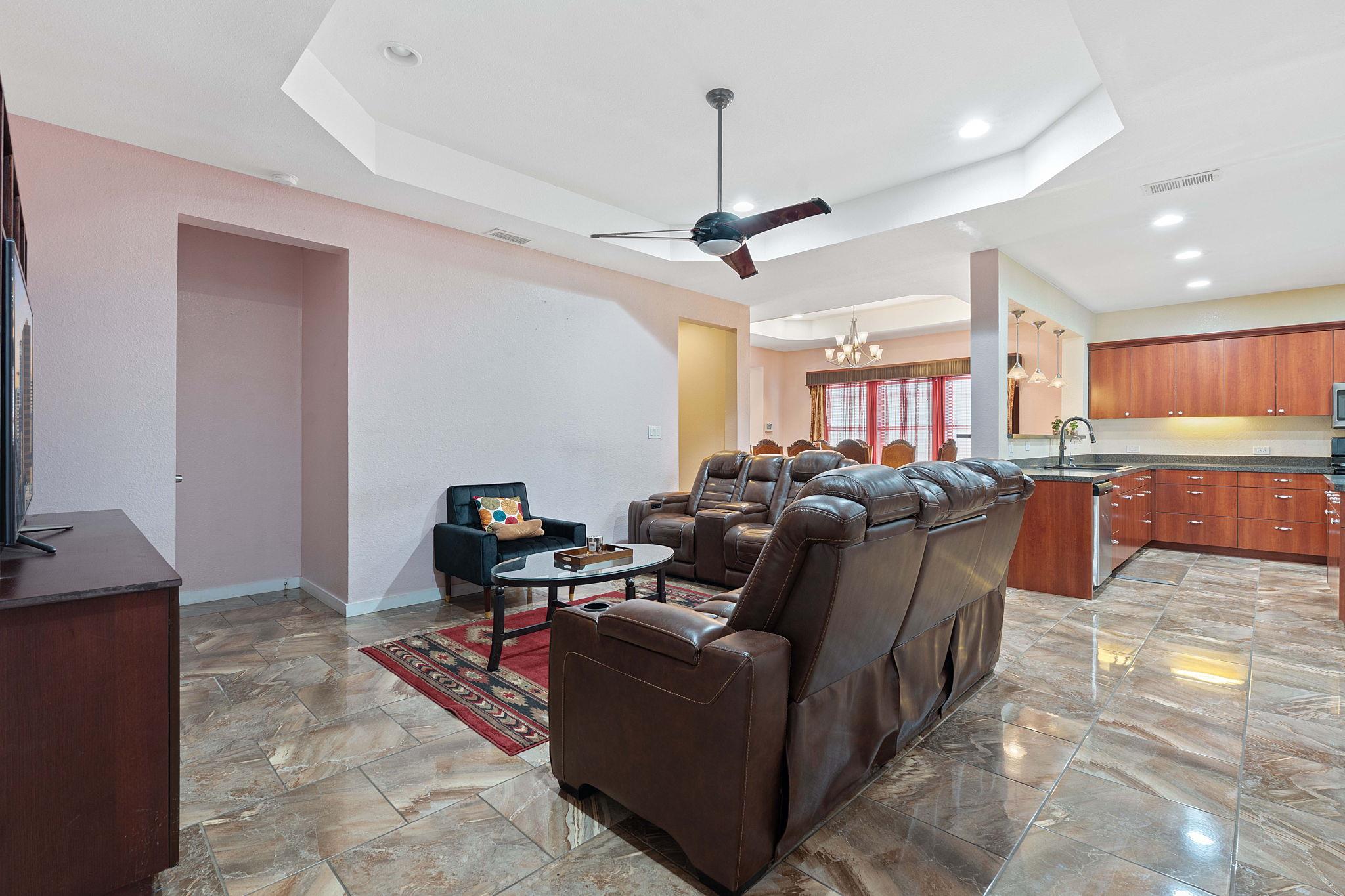 11812 Morning View Dr Property Photo 6