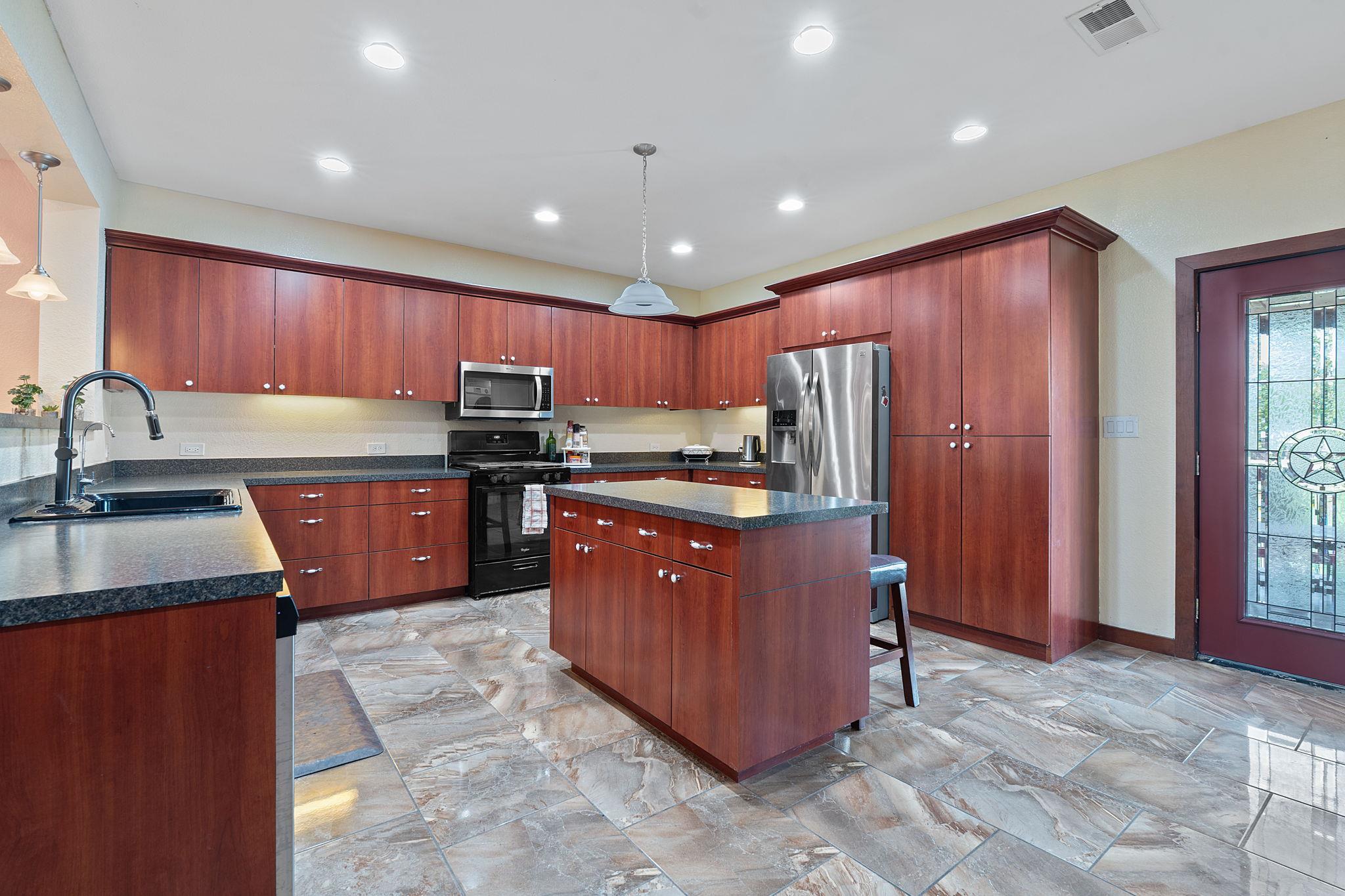 11812 Morning View Dr Property Photo 7