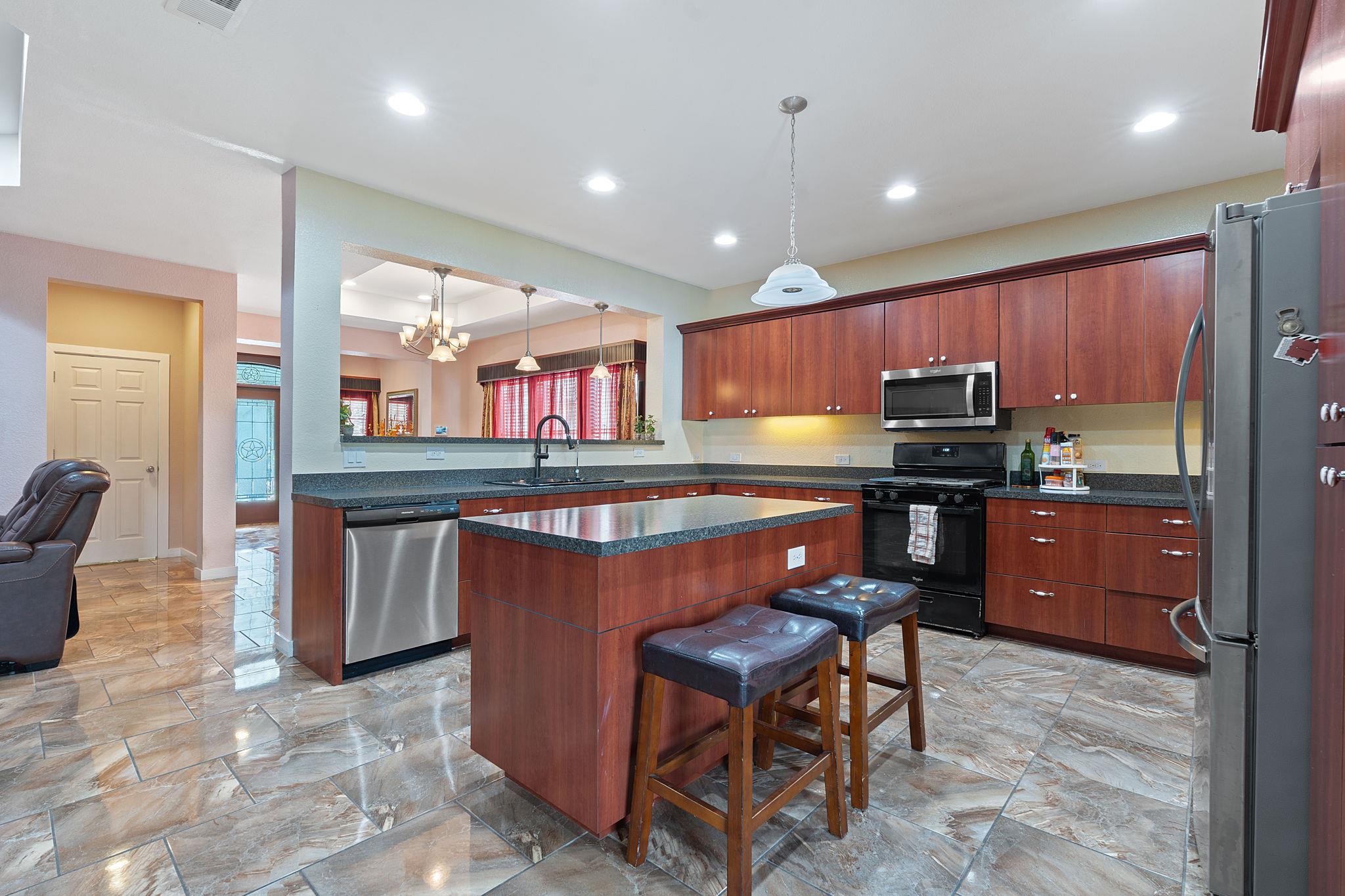 11812 Morning View Dr Property Photo 8