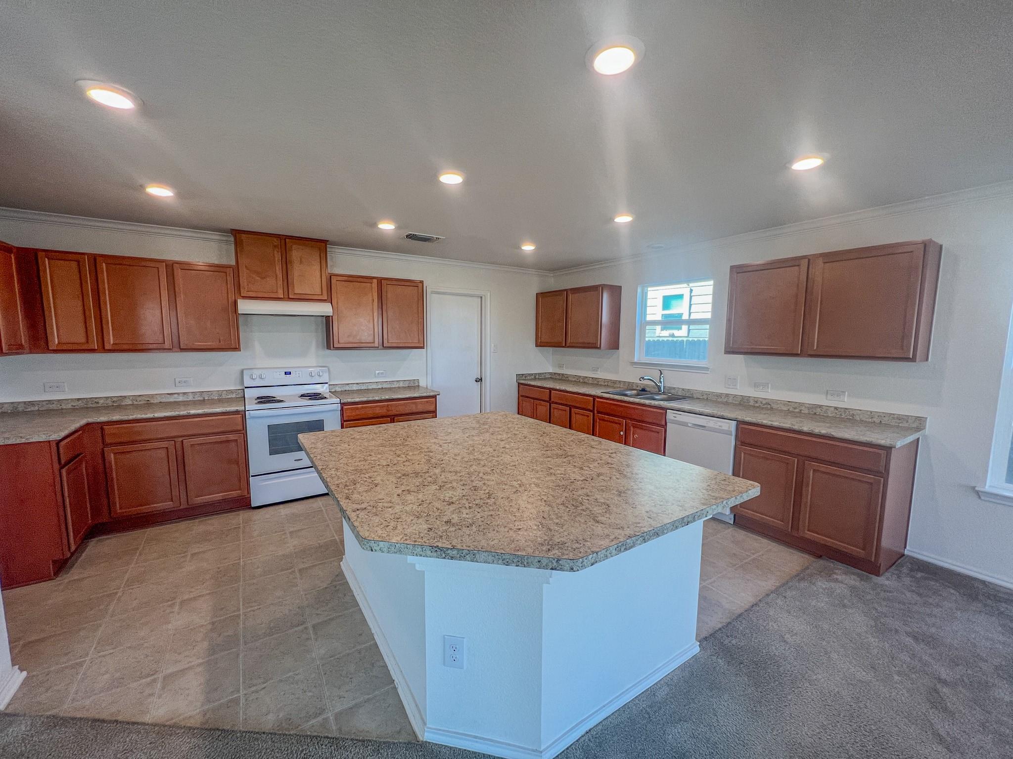 625 Bailey Park Dr Property Photo 14