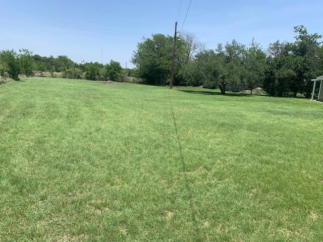 1503 N Burleson St Property Photo 7