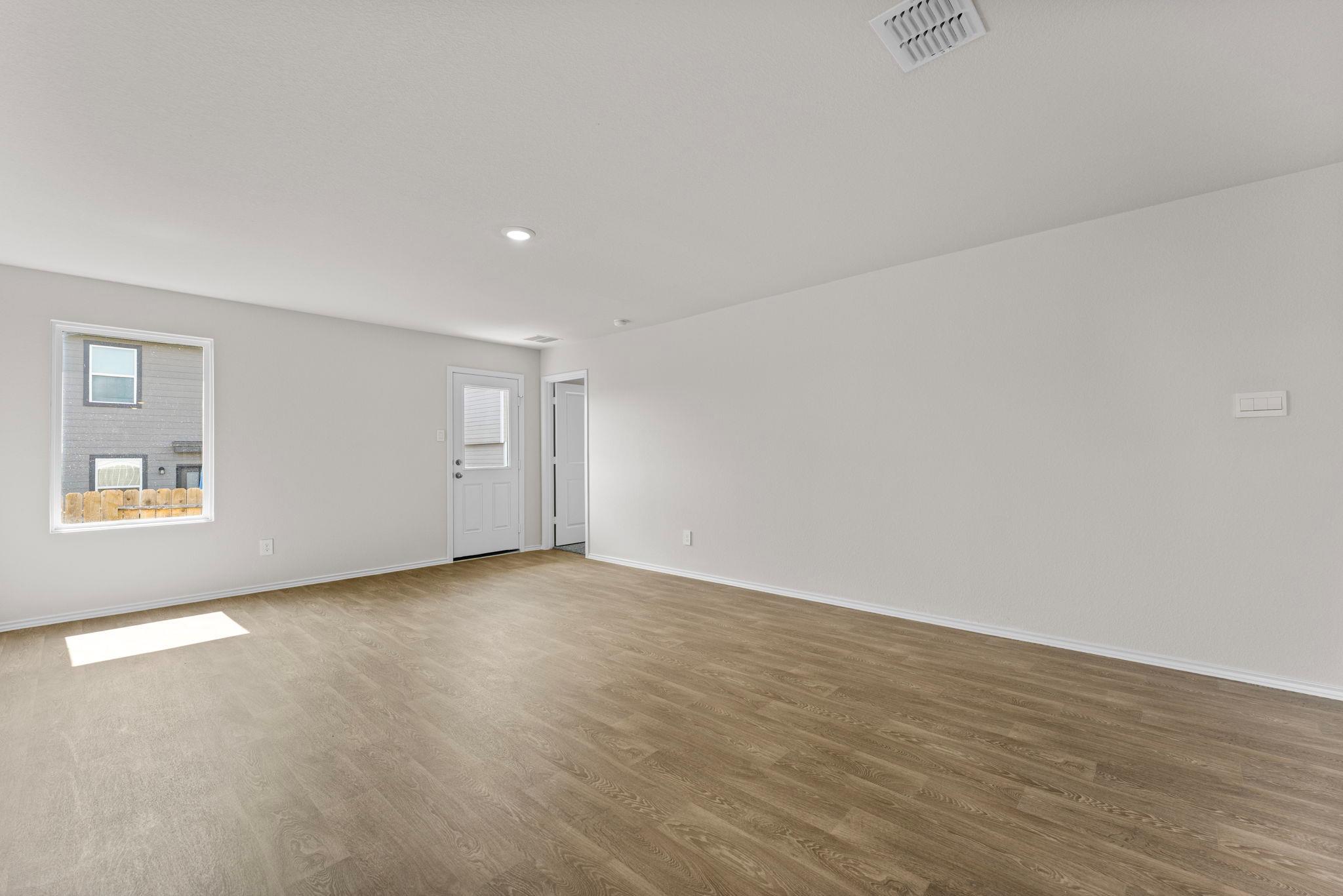 430 Low Pasture Trl Property Photo 19