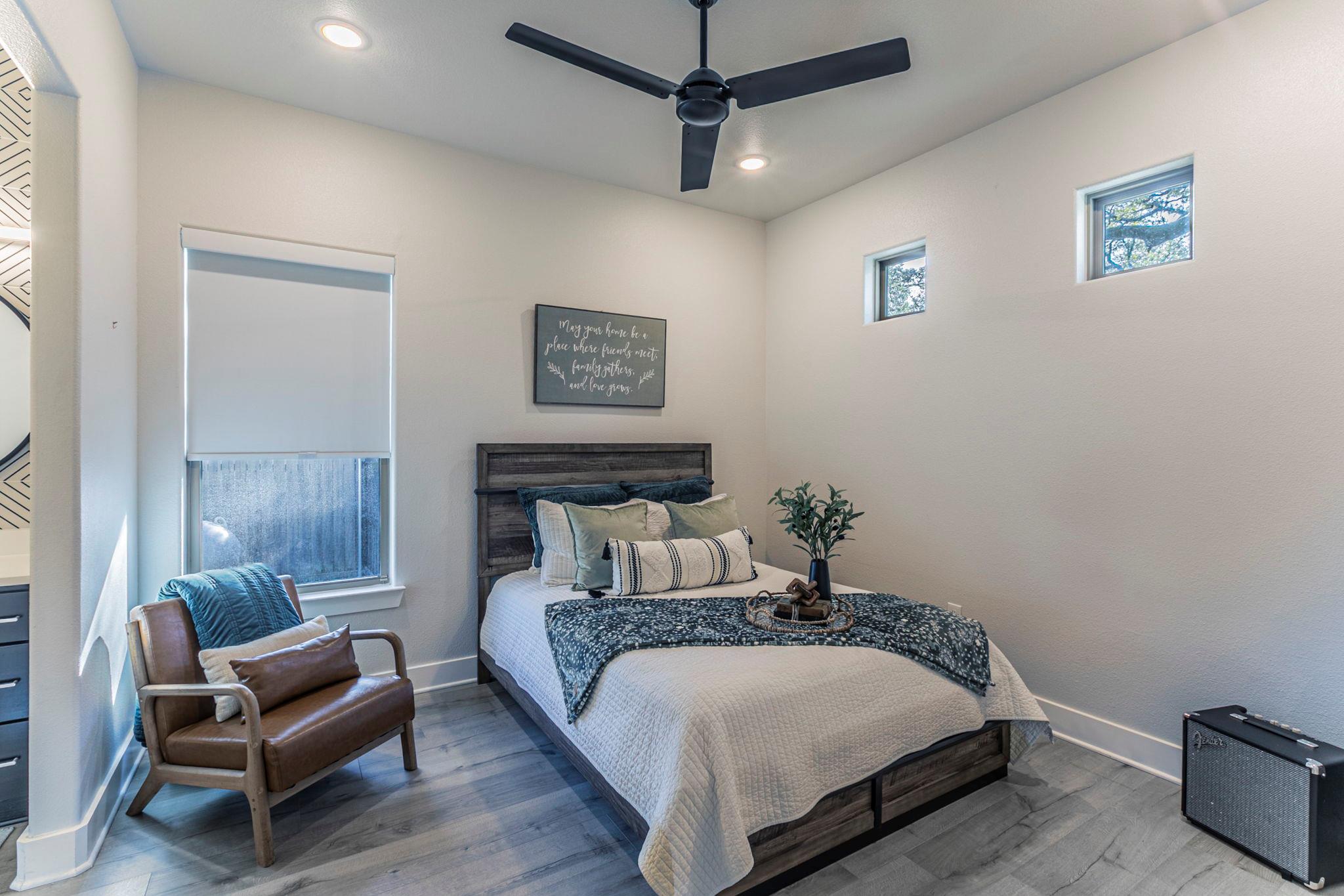 111 Lago Viento Ln Property Photo 15