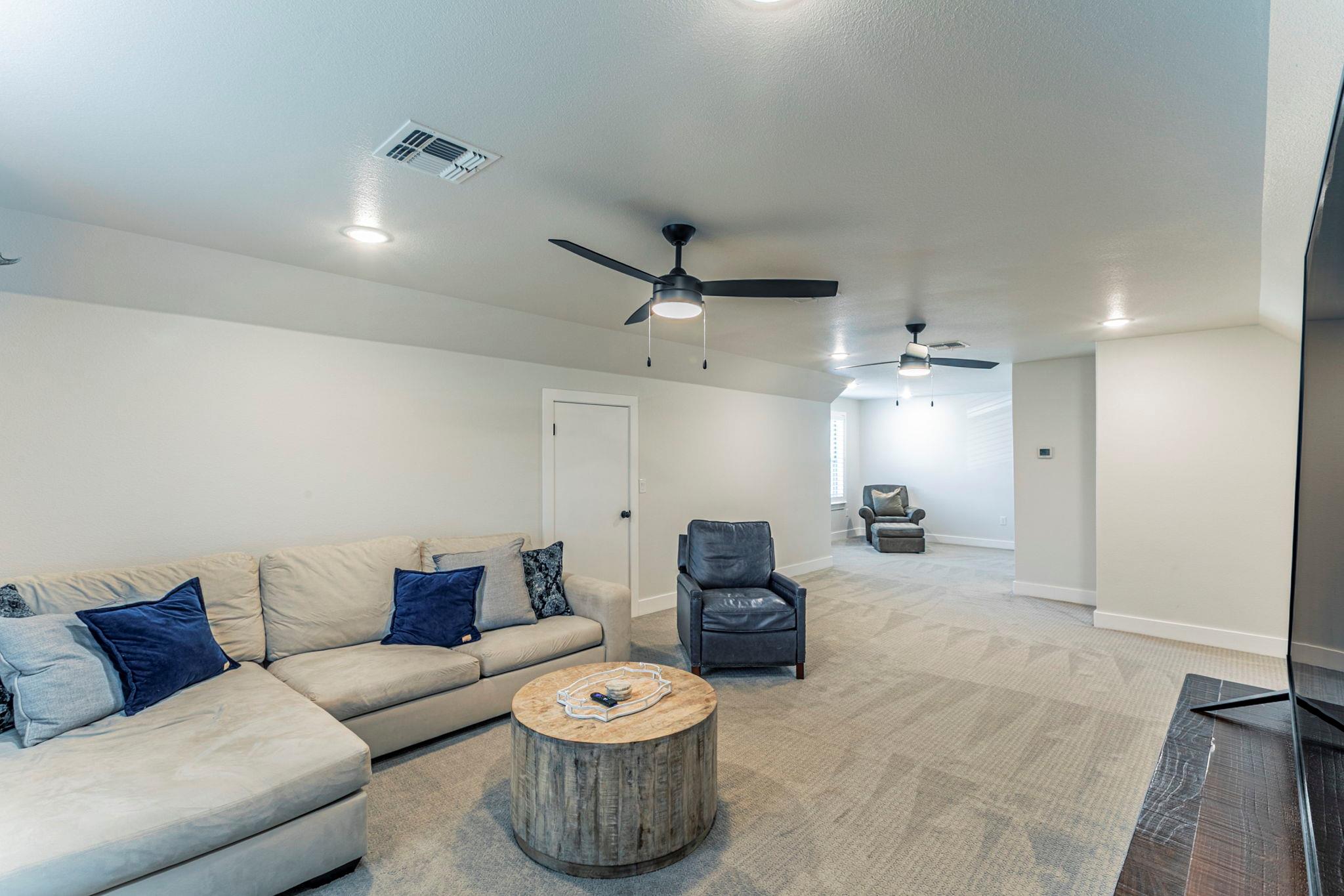 111 Lago Viento Ln Property Photo 25