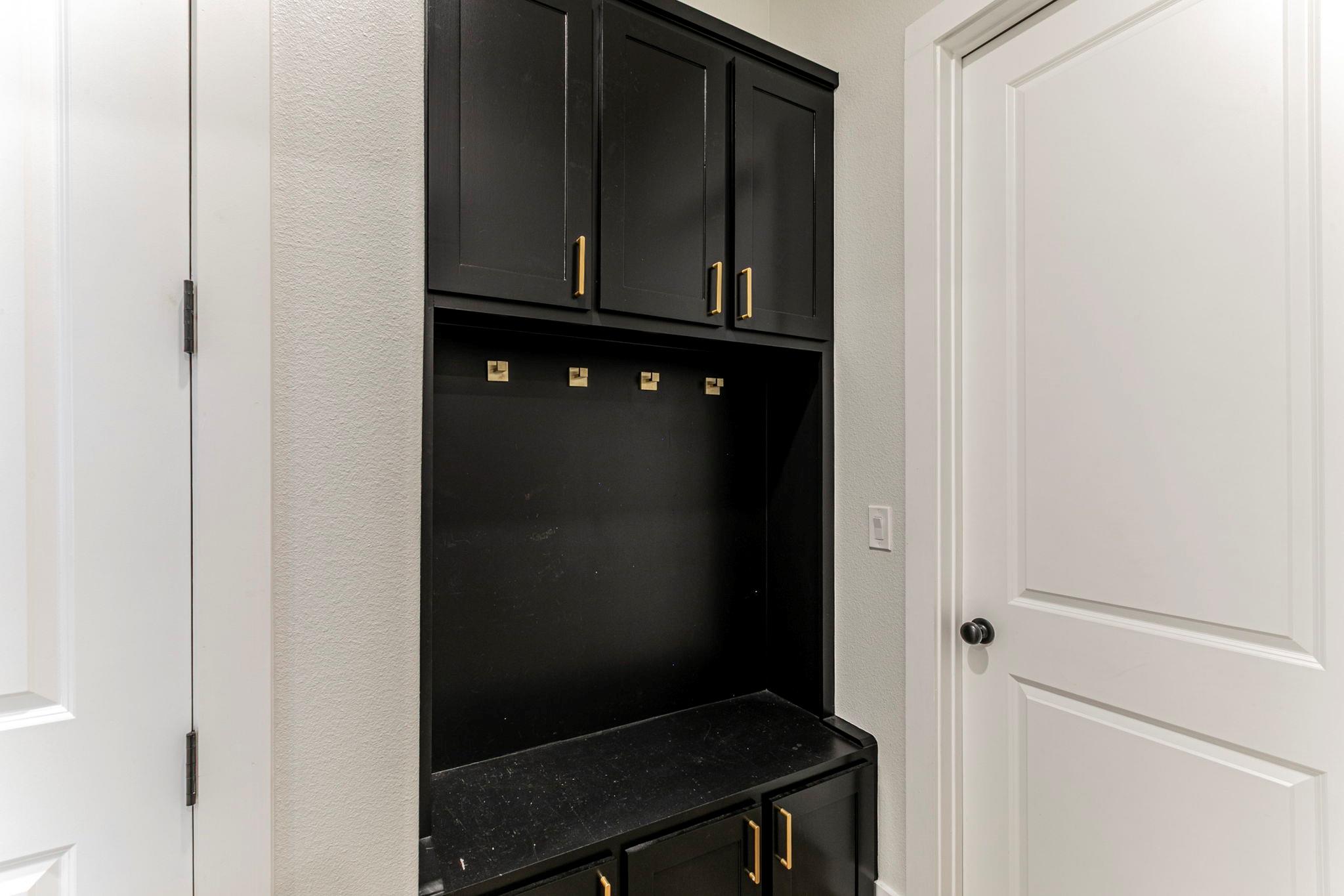 111 Lago Viento Ln Property Photo 31