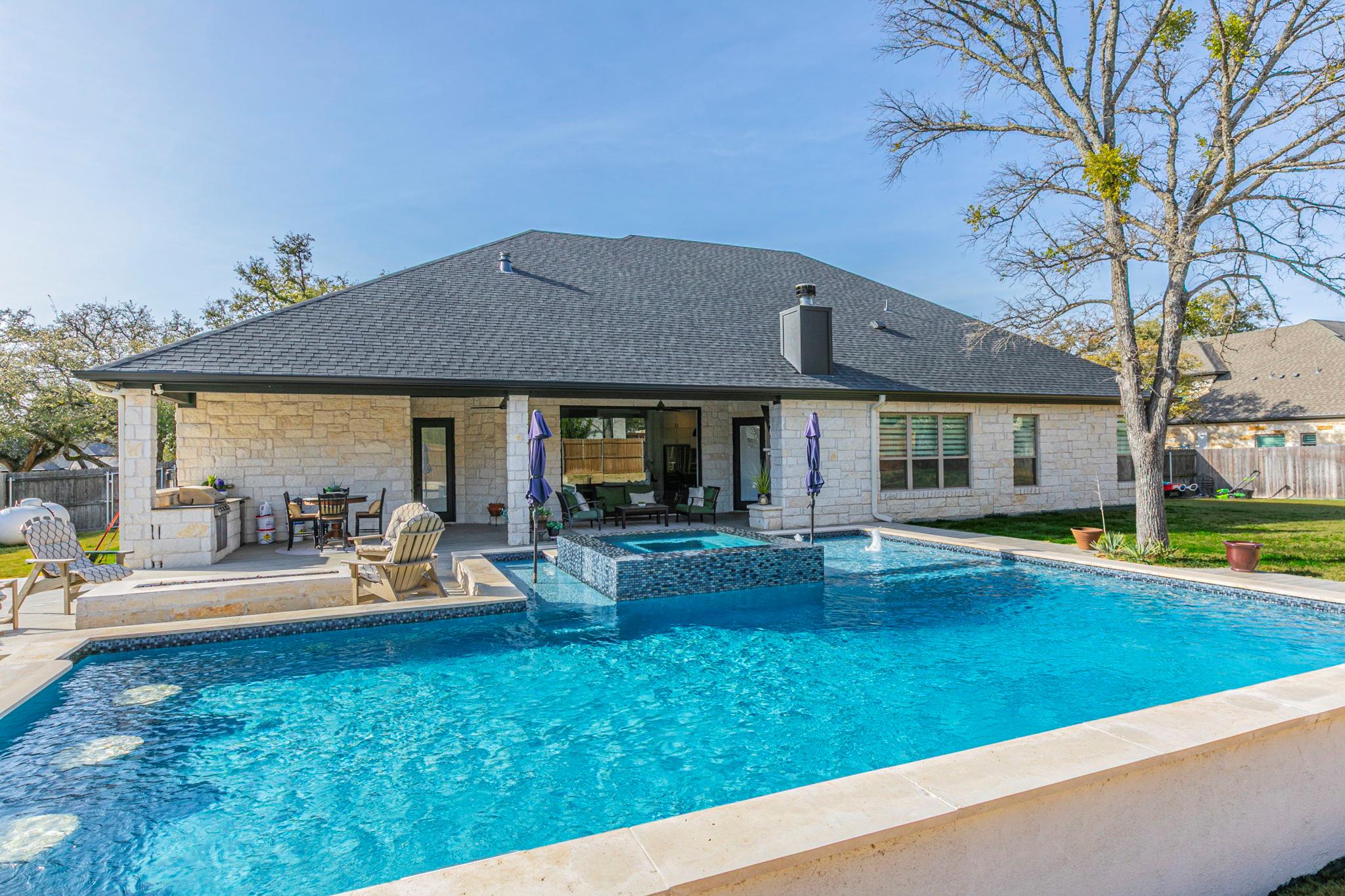 111 Lago Viento Ln Property Photo 32