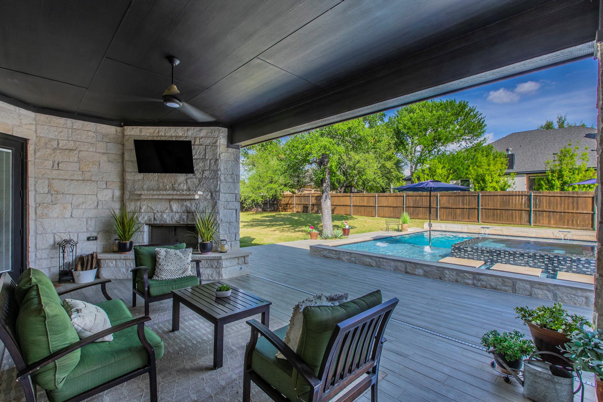 111 Lago Viento Ln Property Photo 39