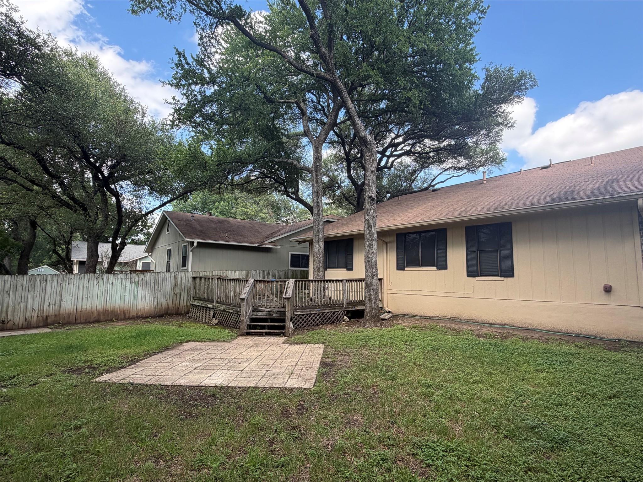 7422 Dallas Dr Property Photo 16