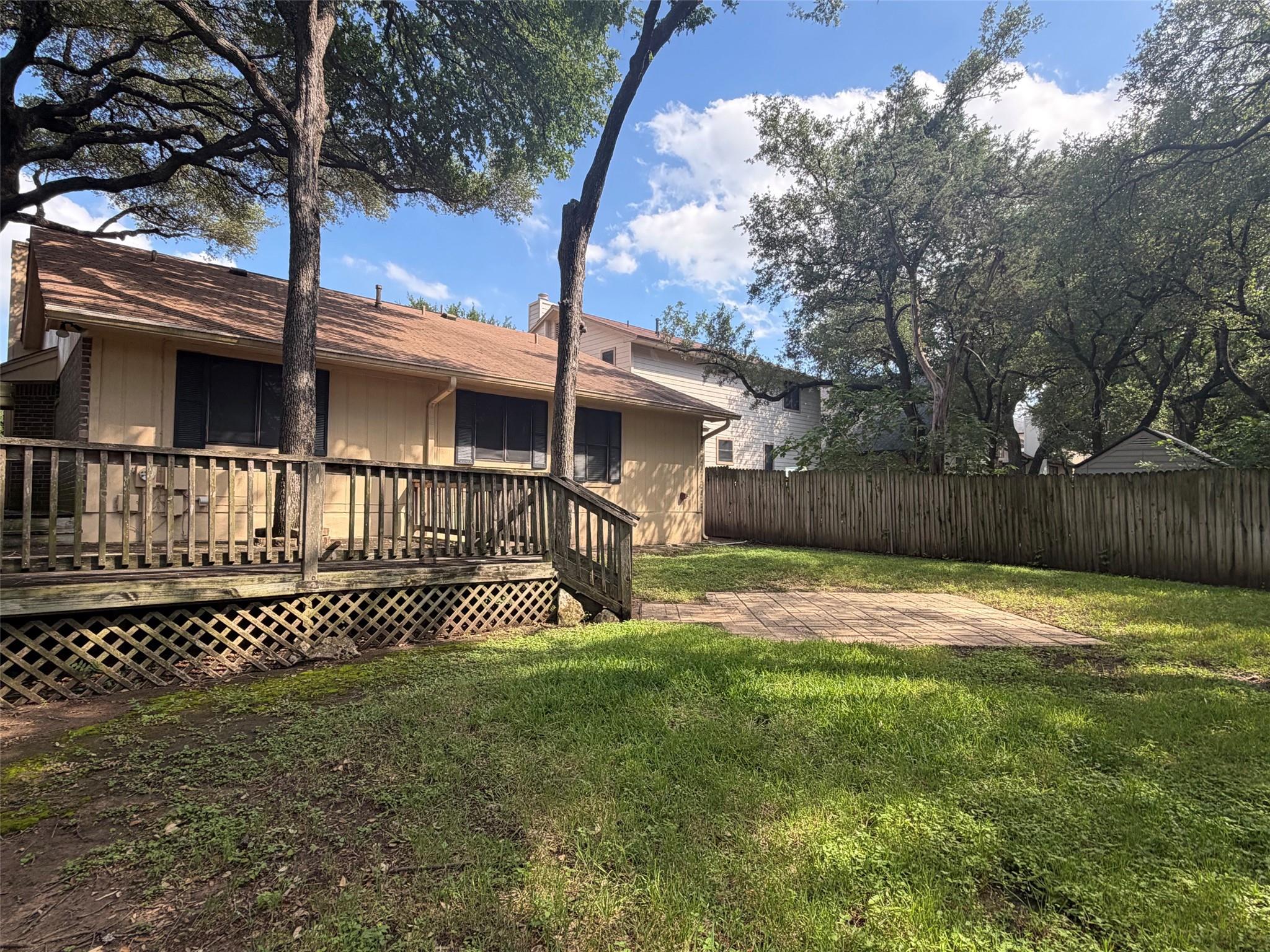 7422 Dallas Dr Property Photo 17
