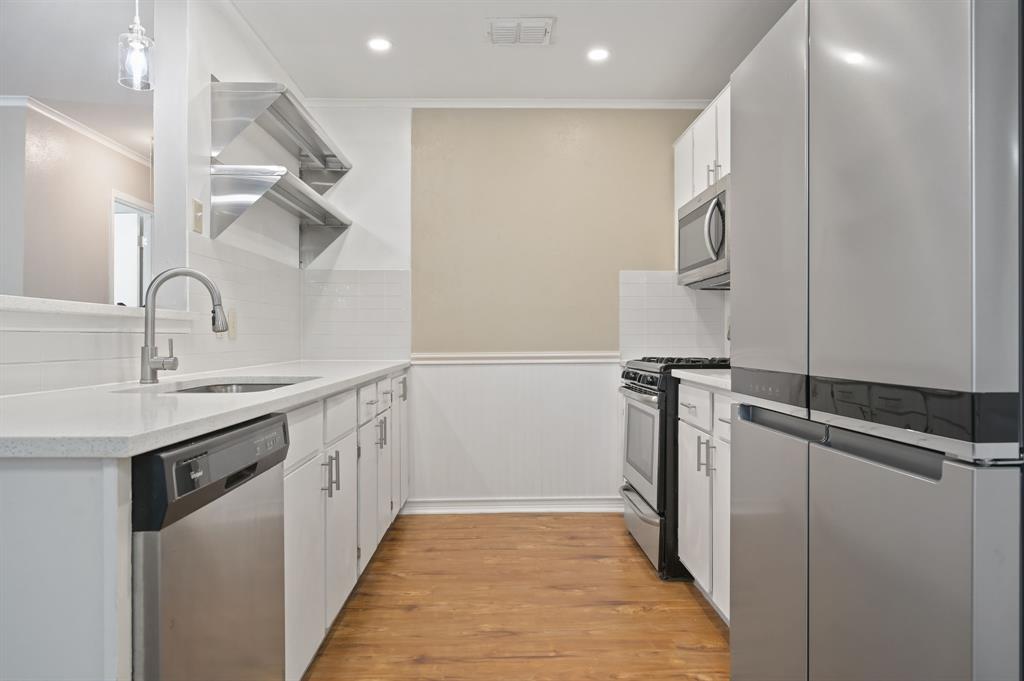 7313 Cooper Ln Property Photo 2