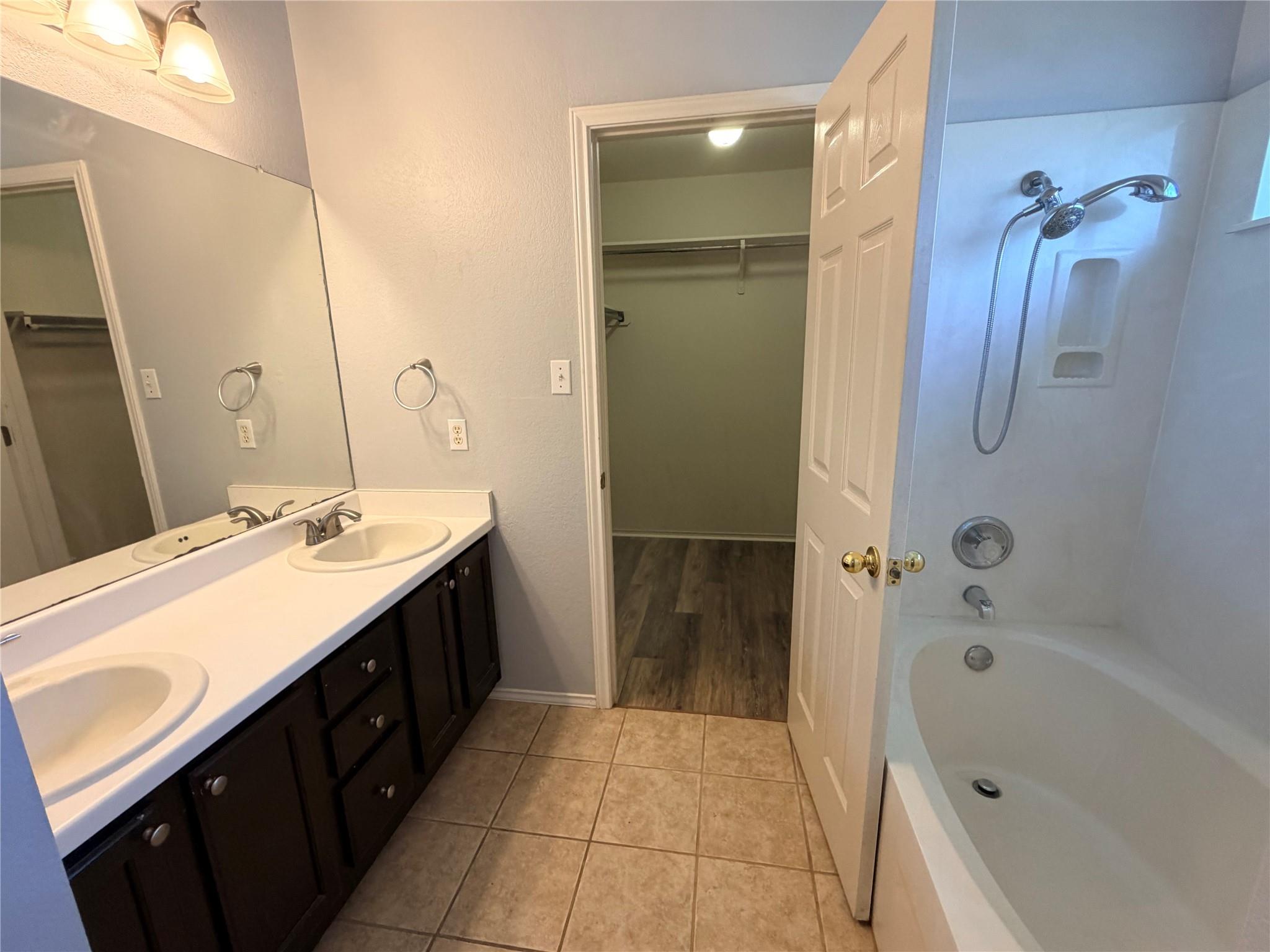 17226 Tobermory Dr Property Photo 10