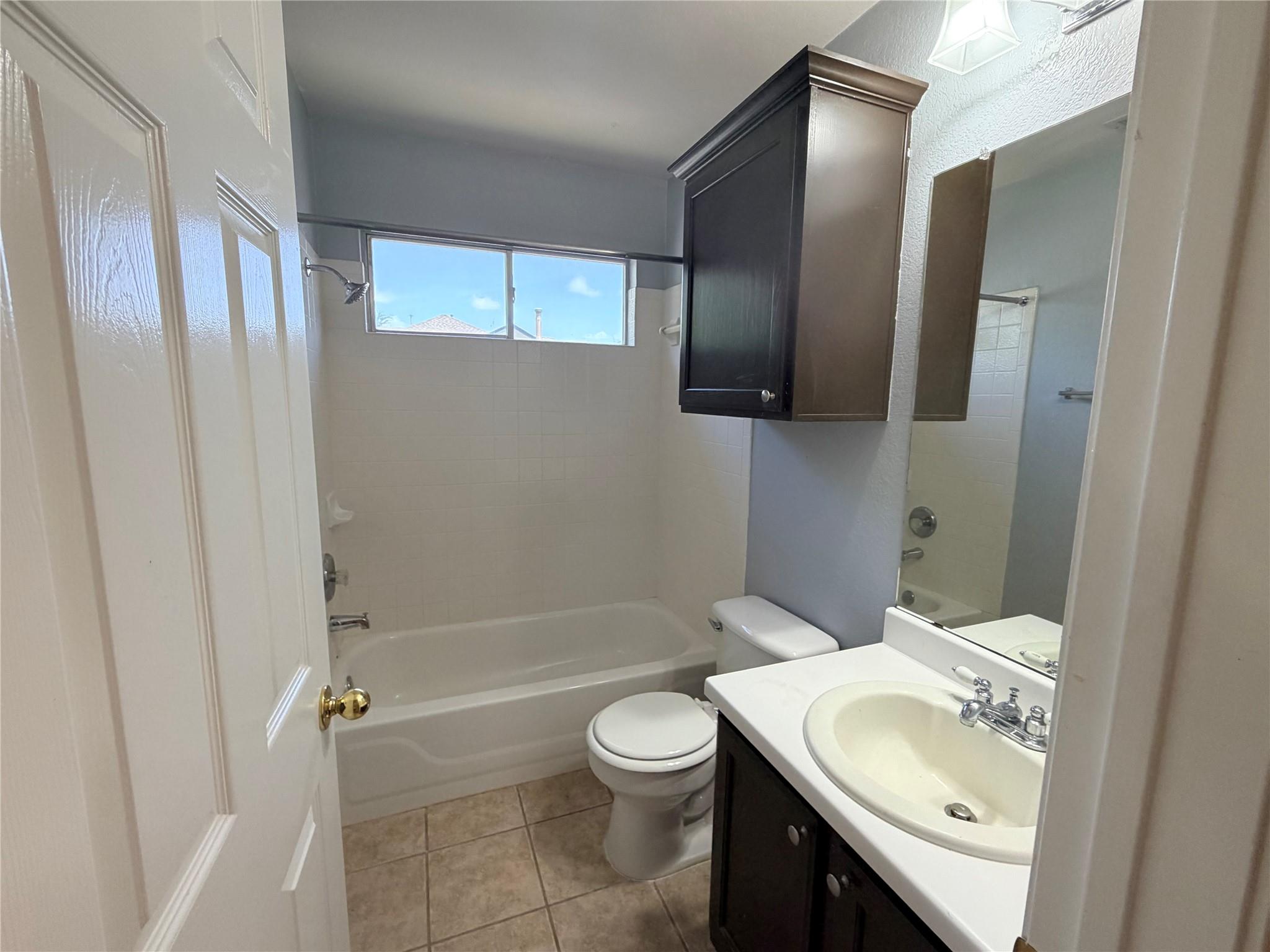 17226 Tobermory Dr Property Photo 14