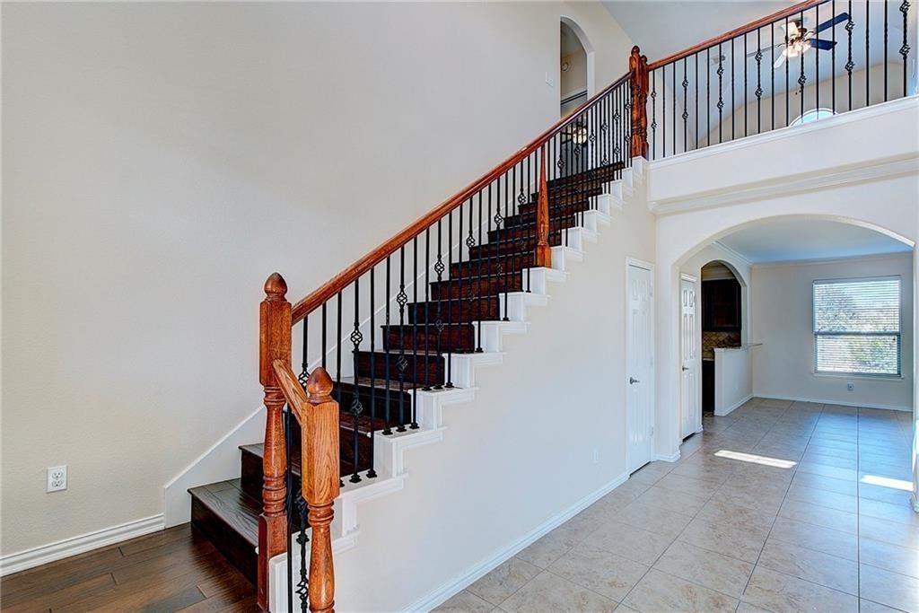 2601 Mirasol Loop Property Photo 4