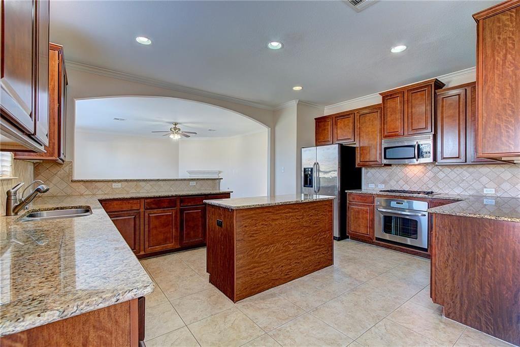 2601 Mirasol Loop Property Photo 13