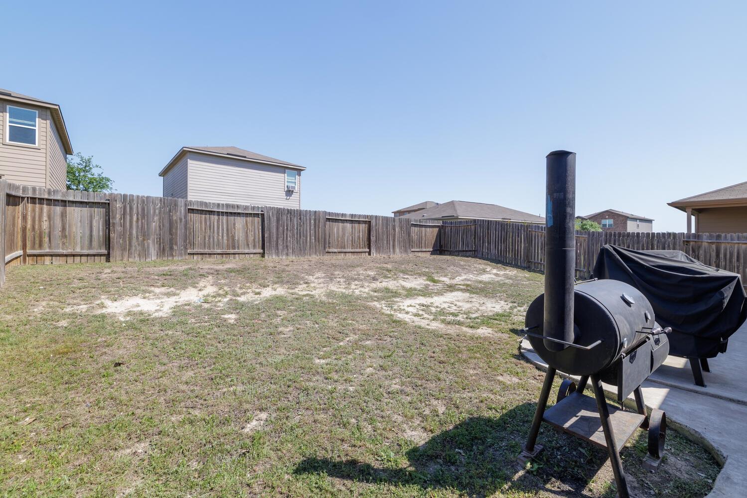 209 Farmer Ln Property Photo 33