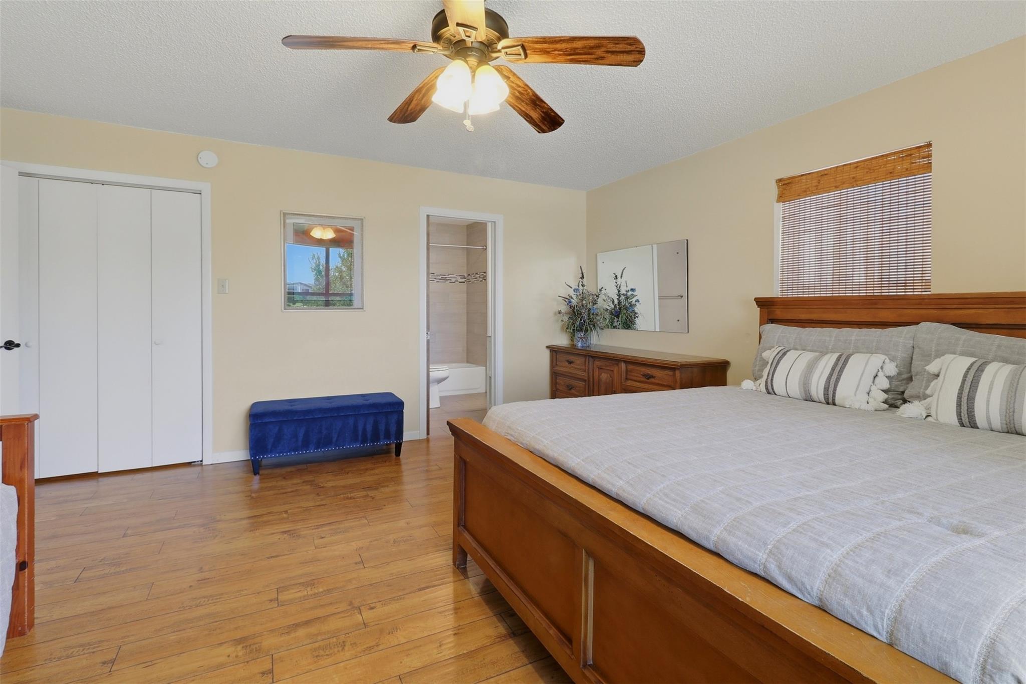 3000 River Oaks Dr Property Photo 16