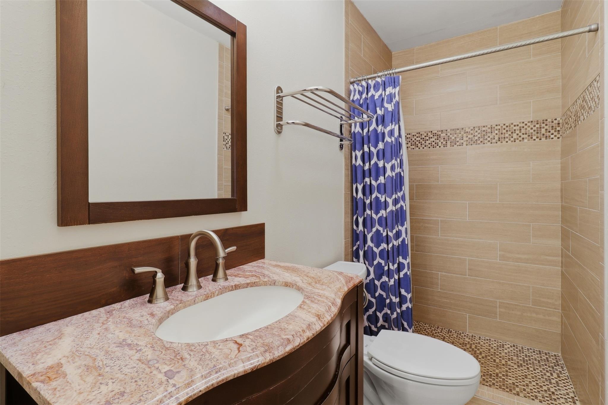 3000 River Oaks Dr Property Photo 21