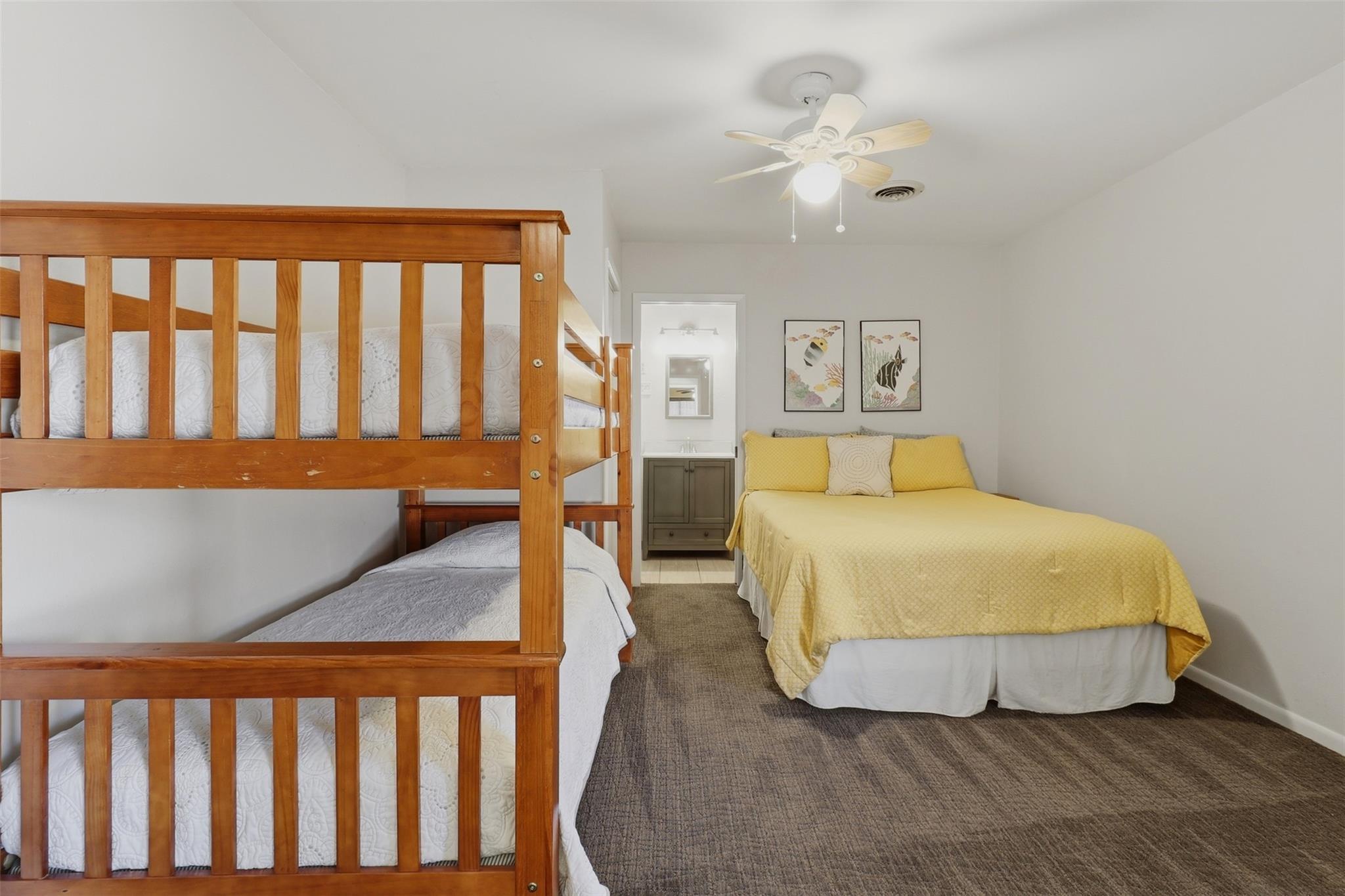 3000 River Oaks Dr Property Photo 22