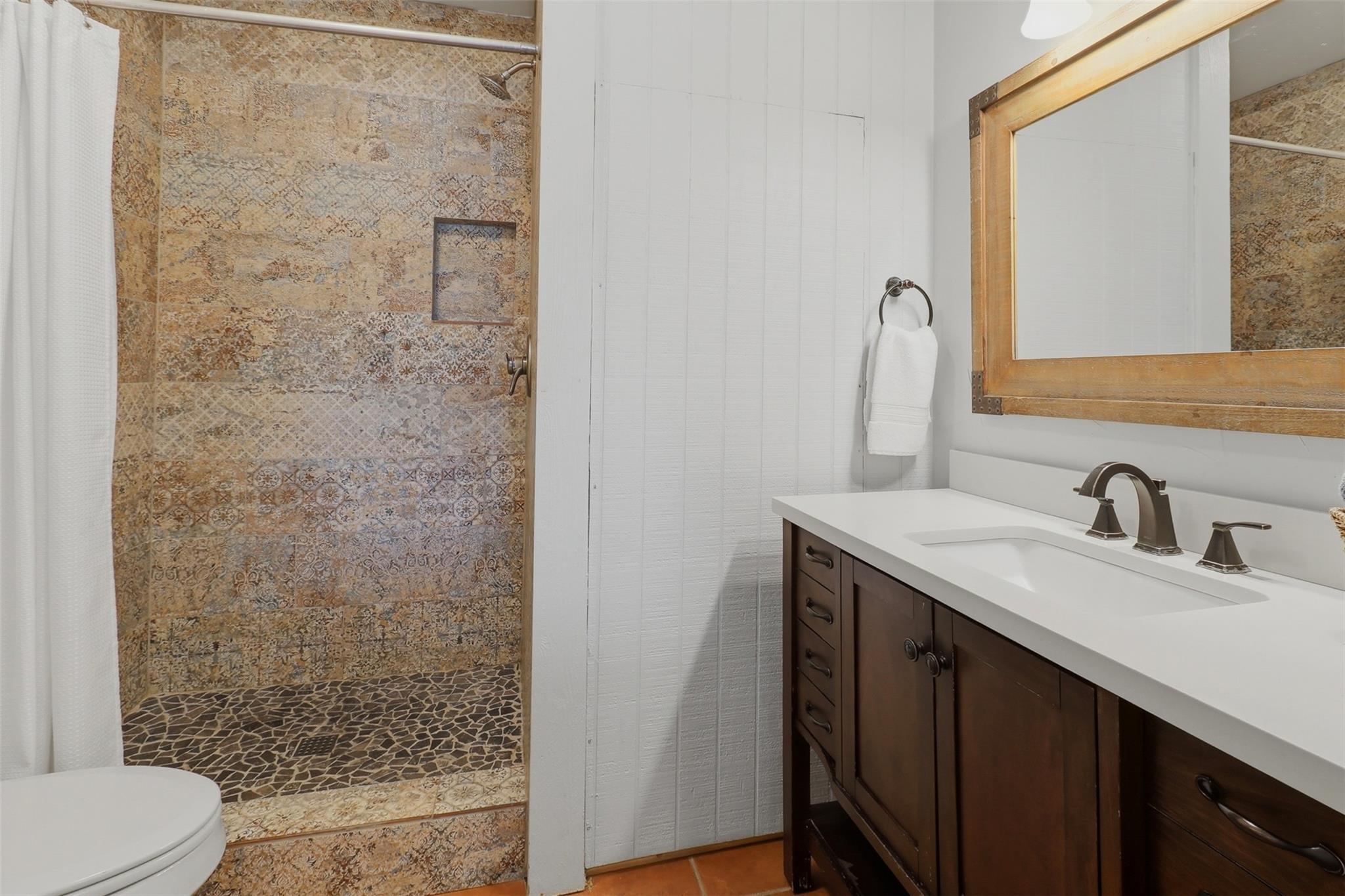 3000 River Oaks Dr Property Photo 34