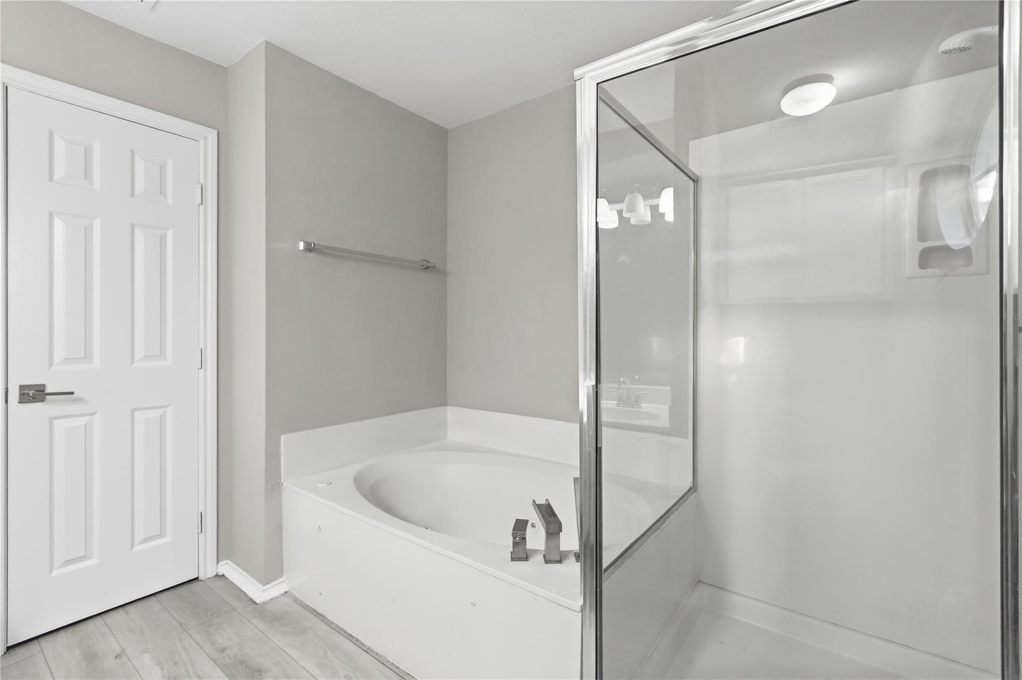 6706 Carisbrooke Ln Property Photo 17