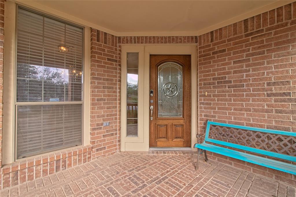 722 Westbury Ln Property Photo 5