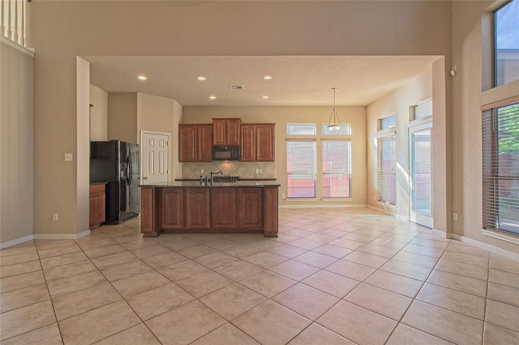 722 Westbury Ln Property Photo 19