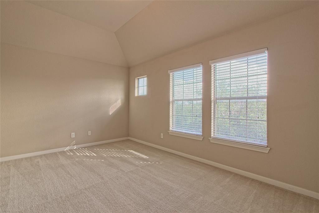 722 Westbury Ln Property Photo 30