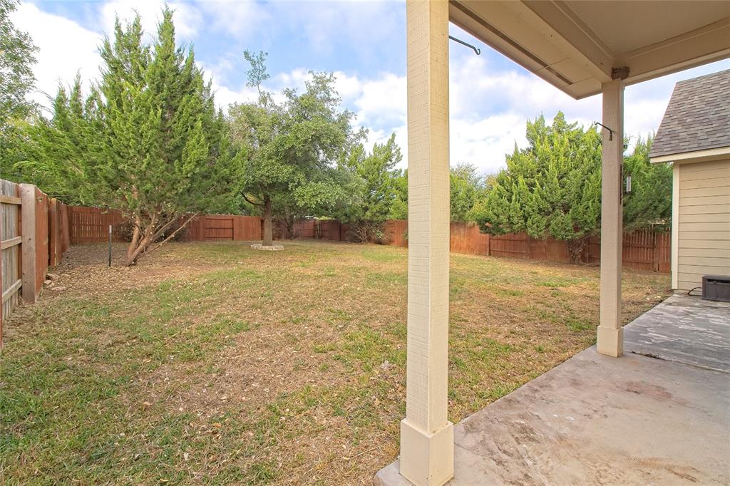 722 Westbury Ln Property Photo 34