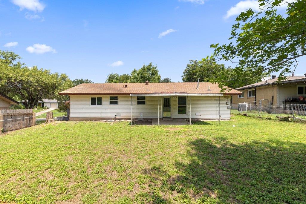 2409 Glen Springs Way Property Photo 29