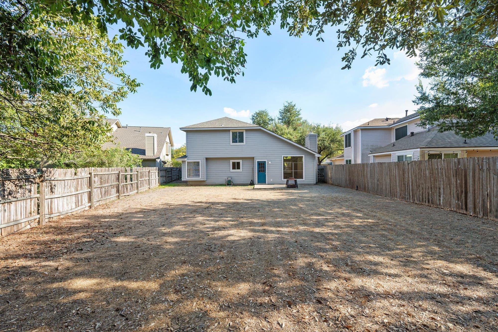 15902 De Peer Ave Property Photo 14