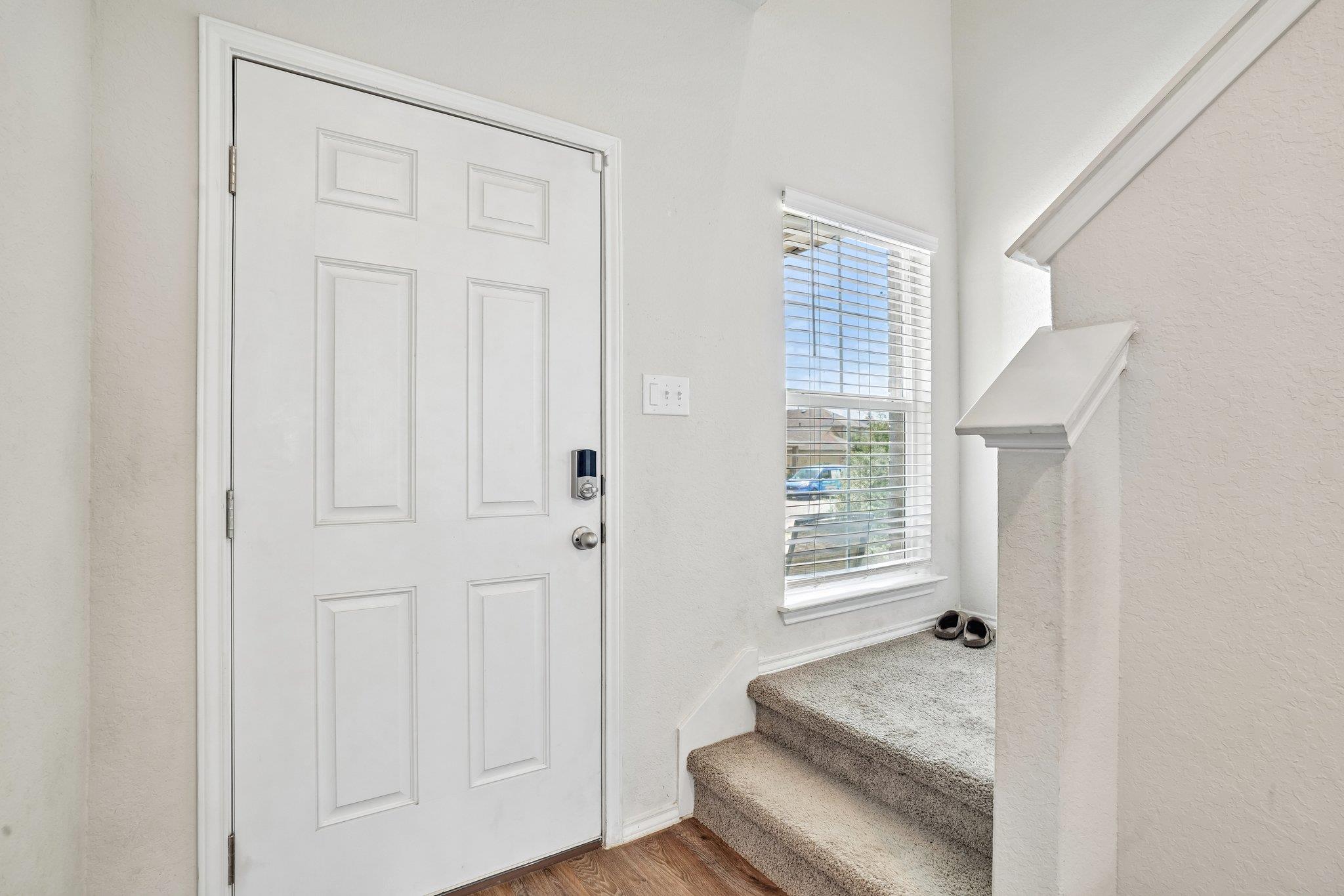 15535 Clove Spice Way Property Photo 4