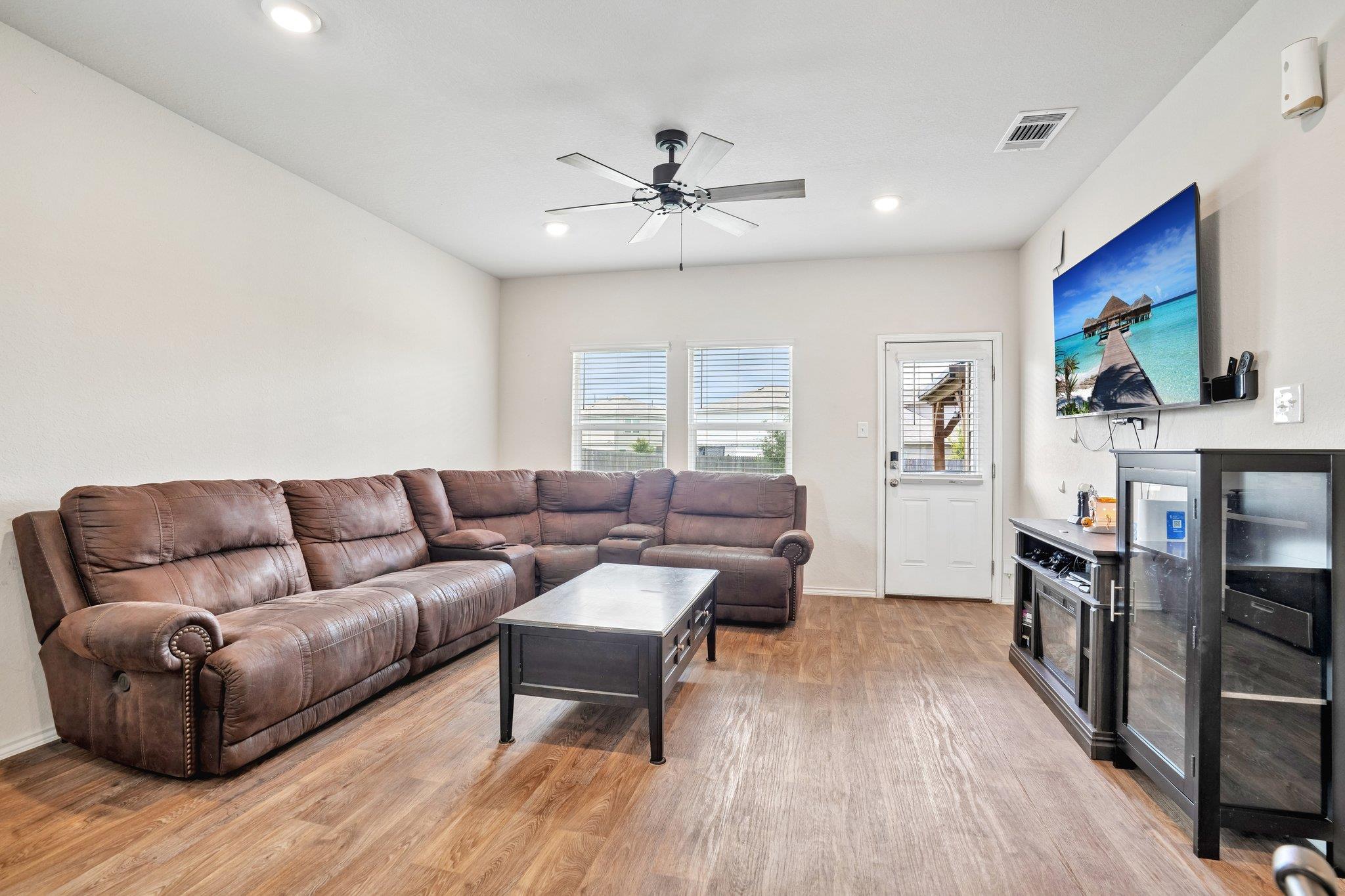 15535 Clove Spice Way Property Photo 7