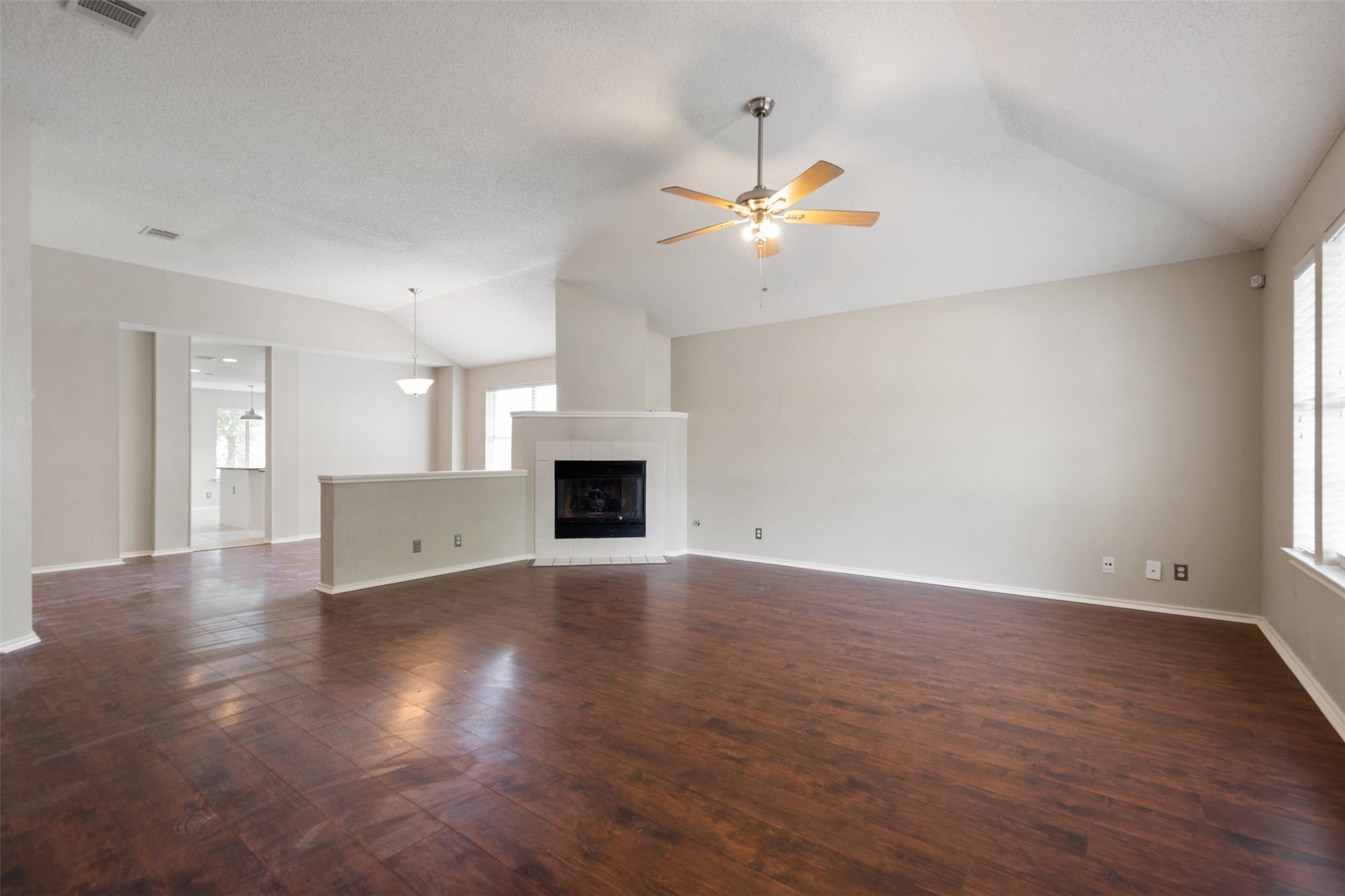 20819 Trotters Ln Property Photo 8