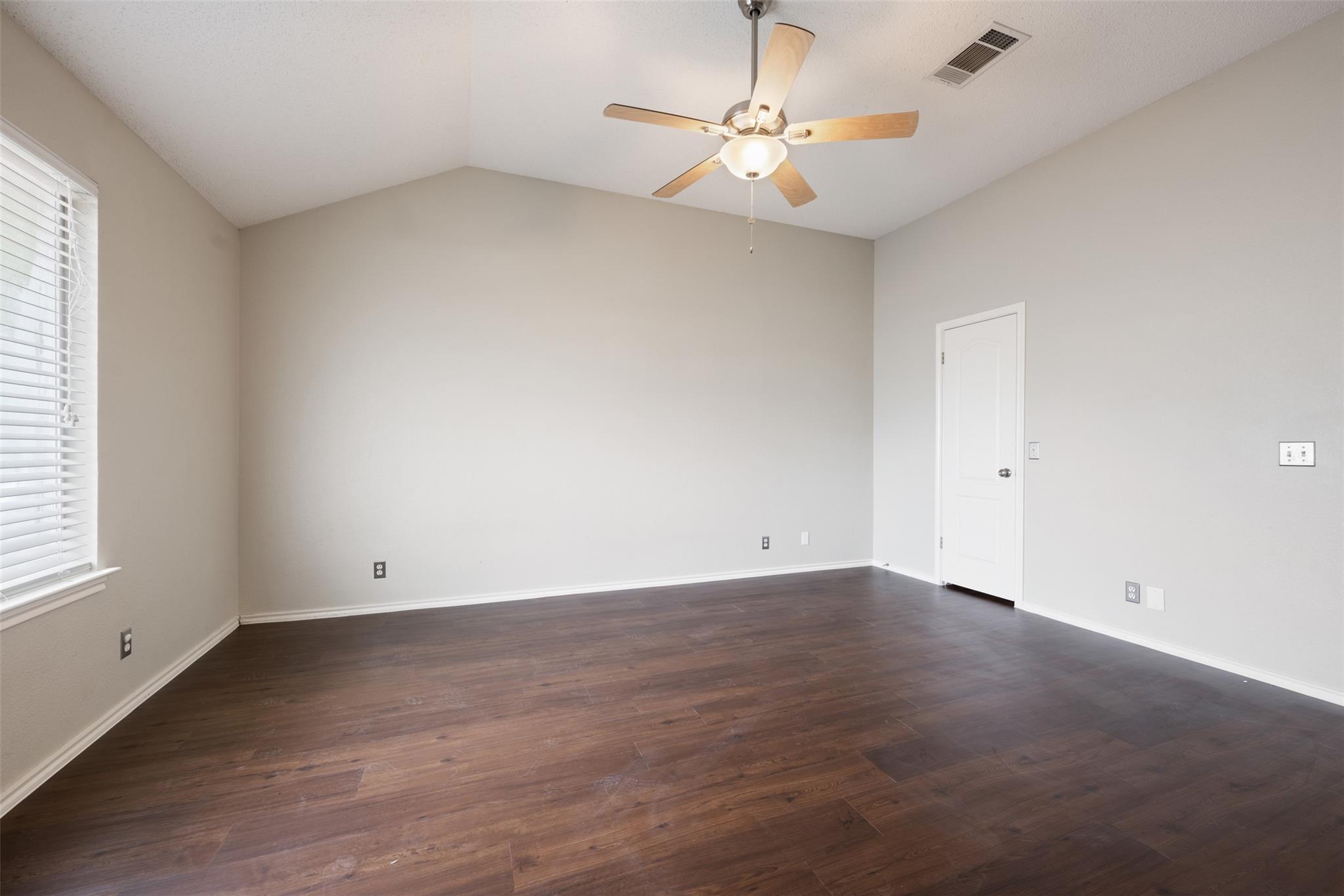 20819 Trotters Ln Property Photo 22