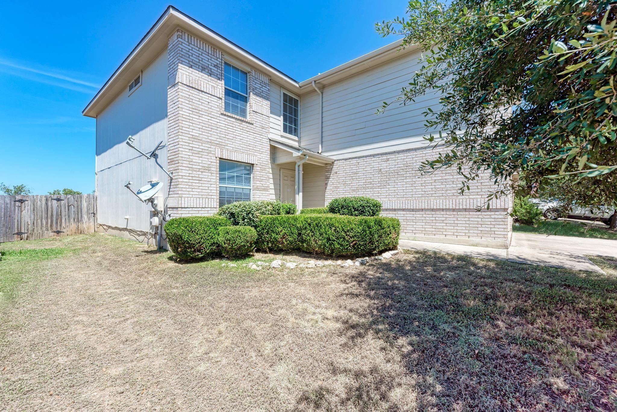 289 Drystone Trl Property Photo 4
