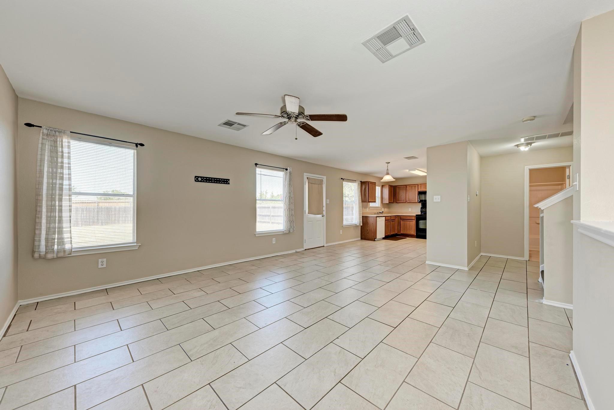 289 Drystone Trl Property Photo 10