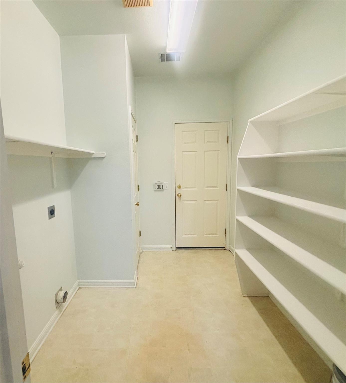 11609 Marshall St Property Photo 12