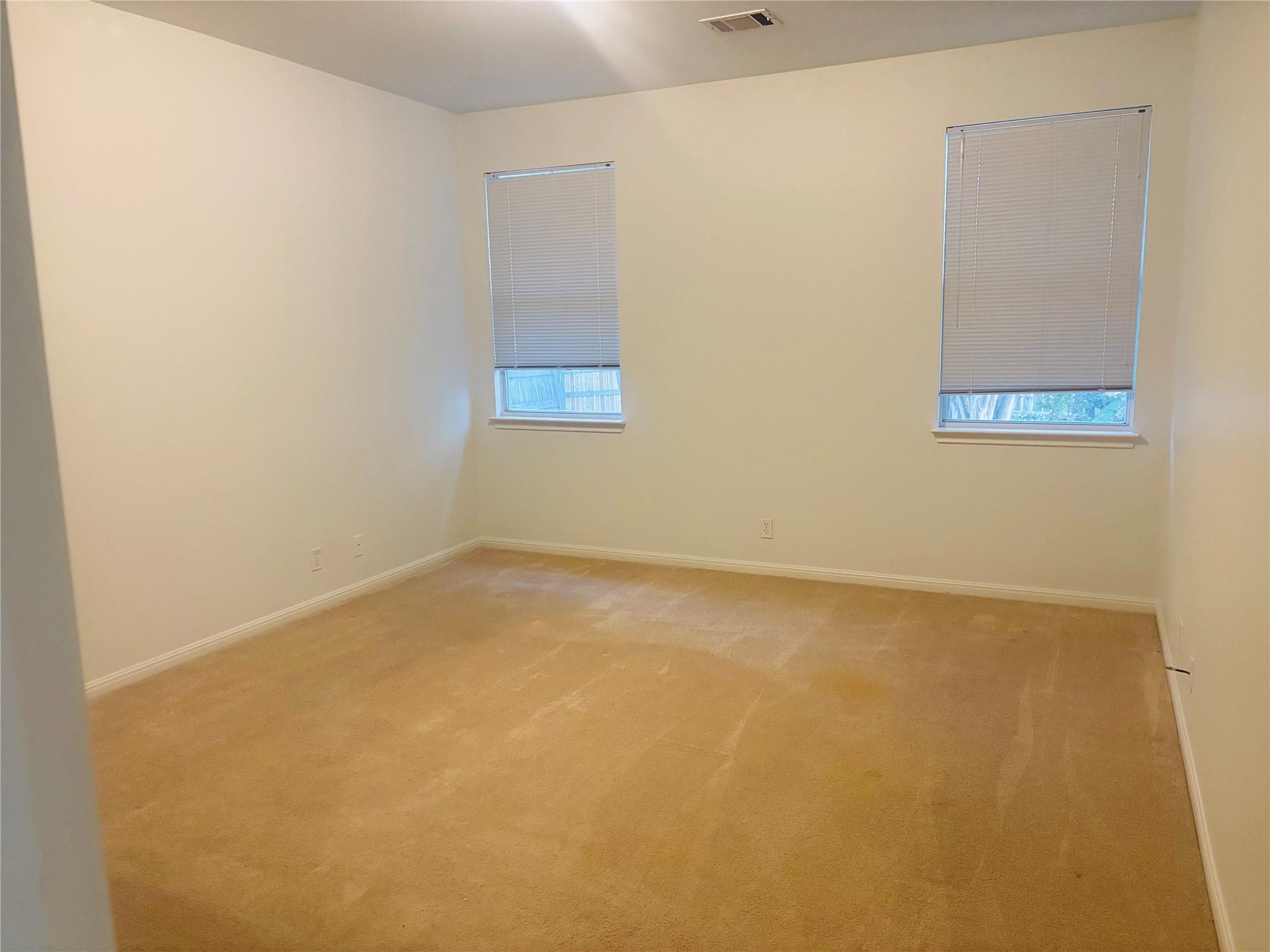 11609 Marshall St Property Photo 13