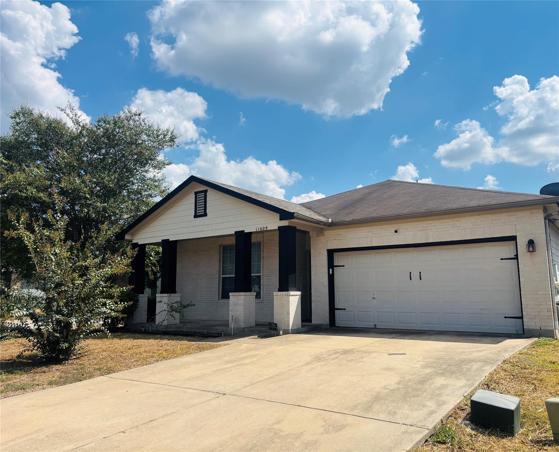 11609 Marshall St Property Photo 35