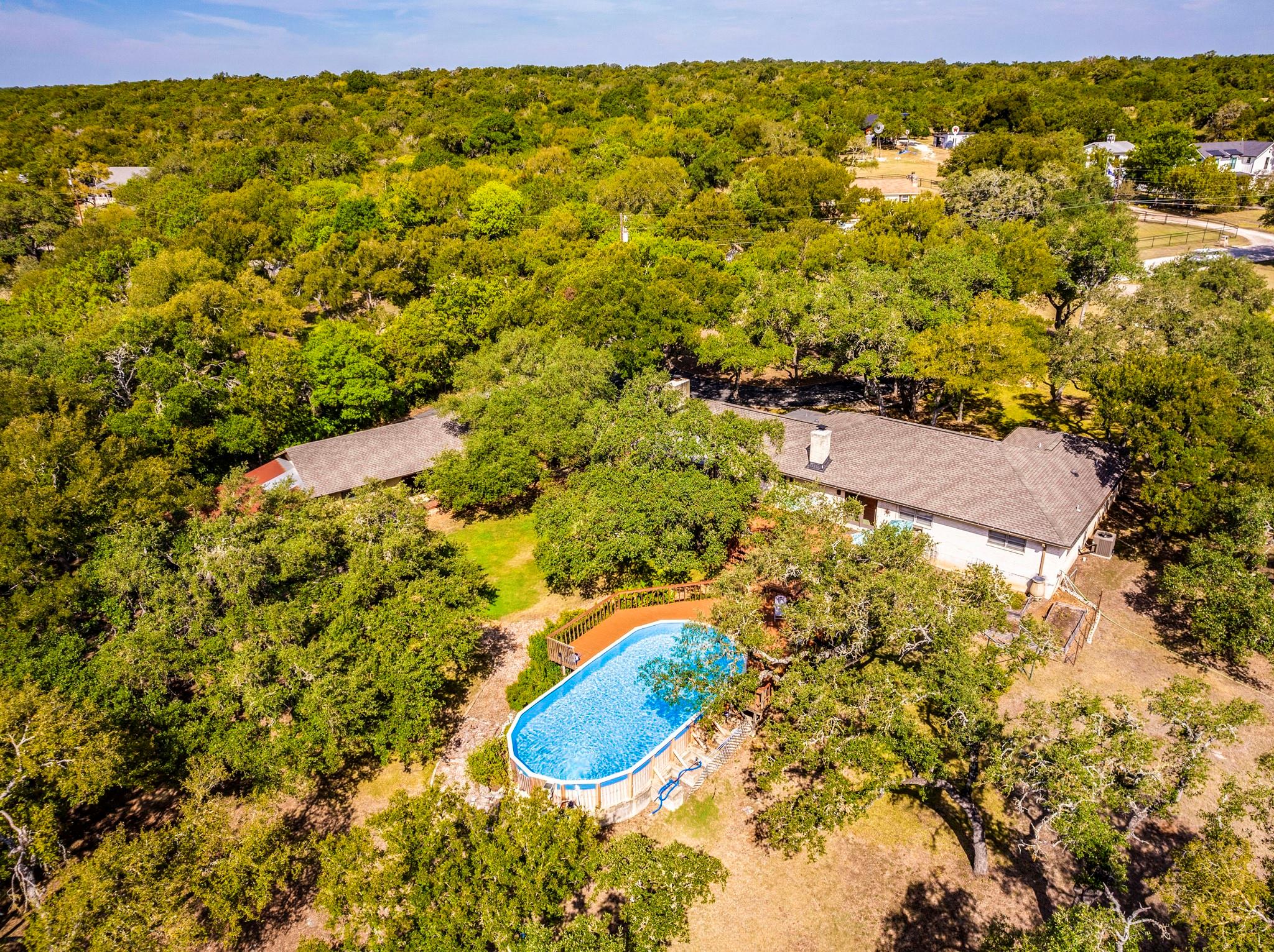 16019 Arbor Trl Property Photo 2