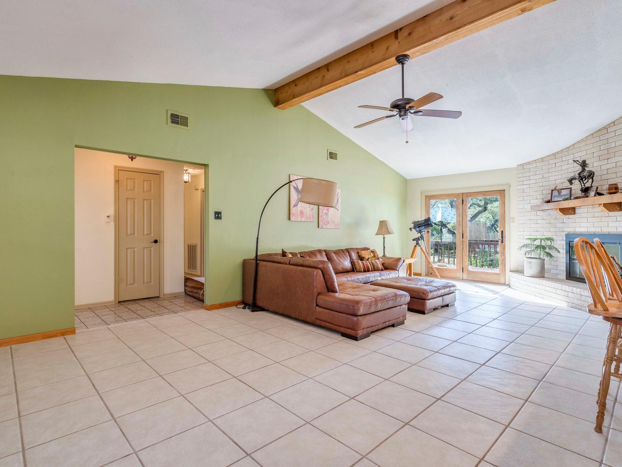 16019 Arbor Trl Property Photo 5