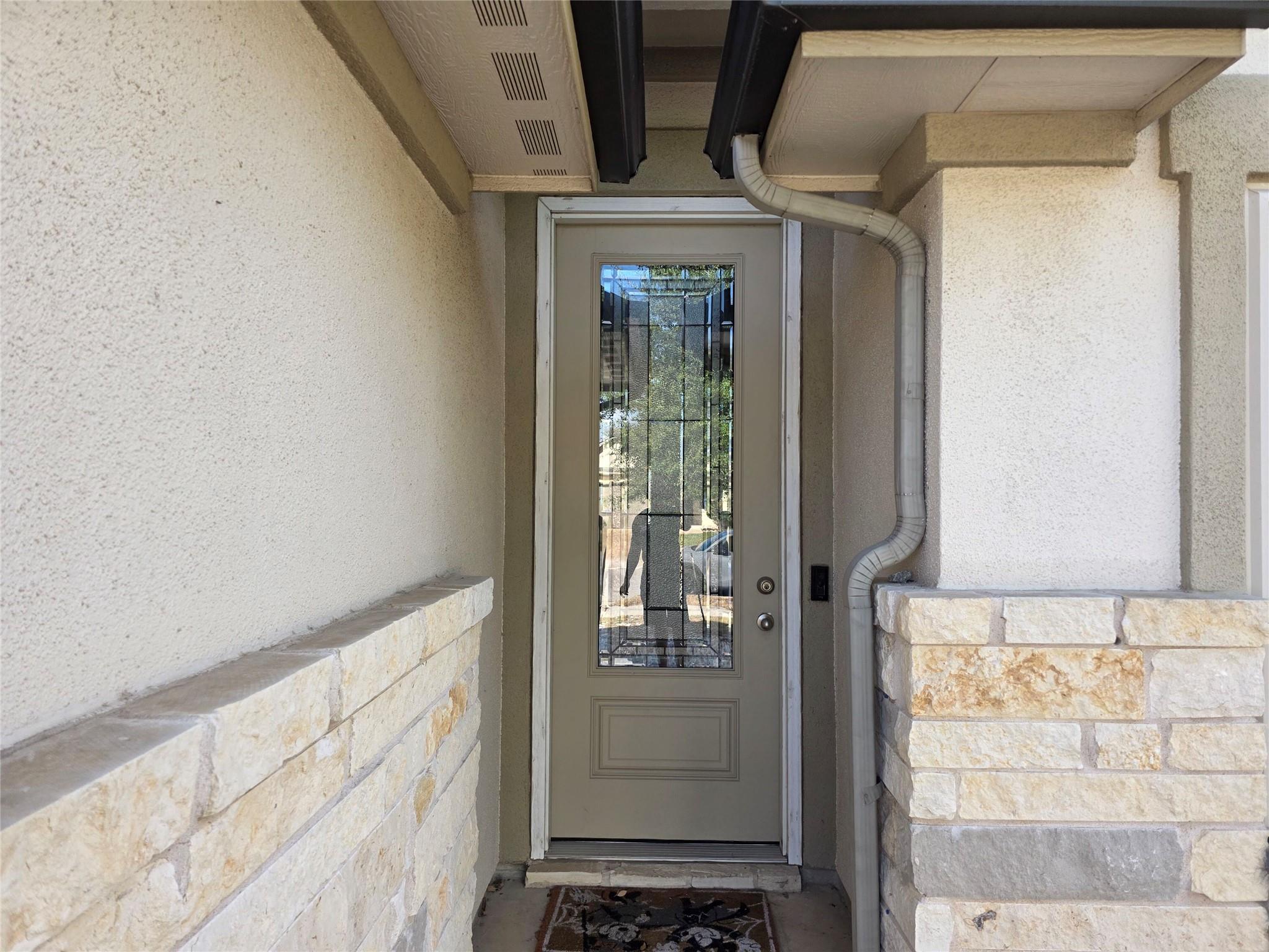 19024 Kimberlite Dr Property Photo 4