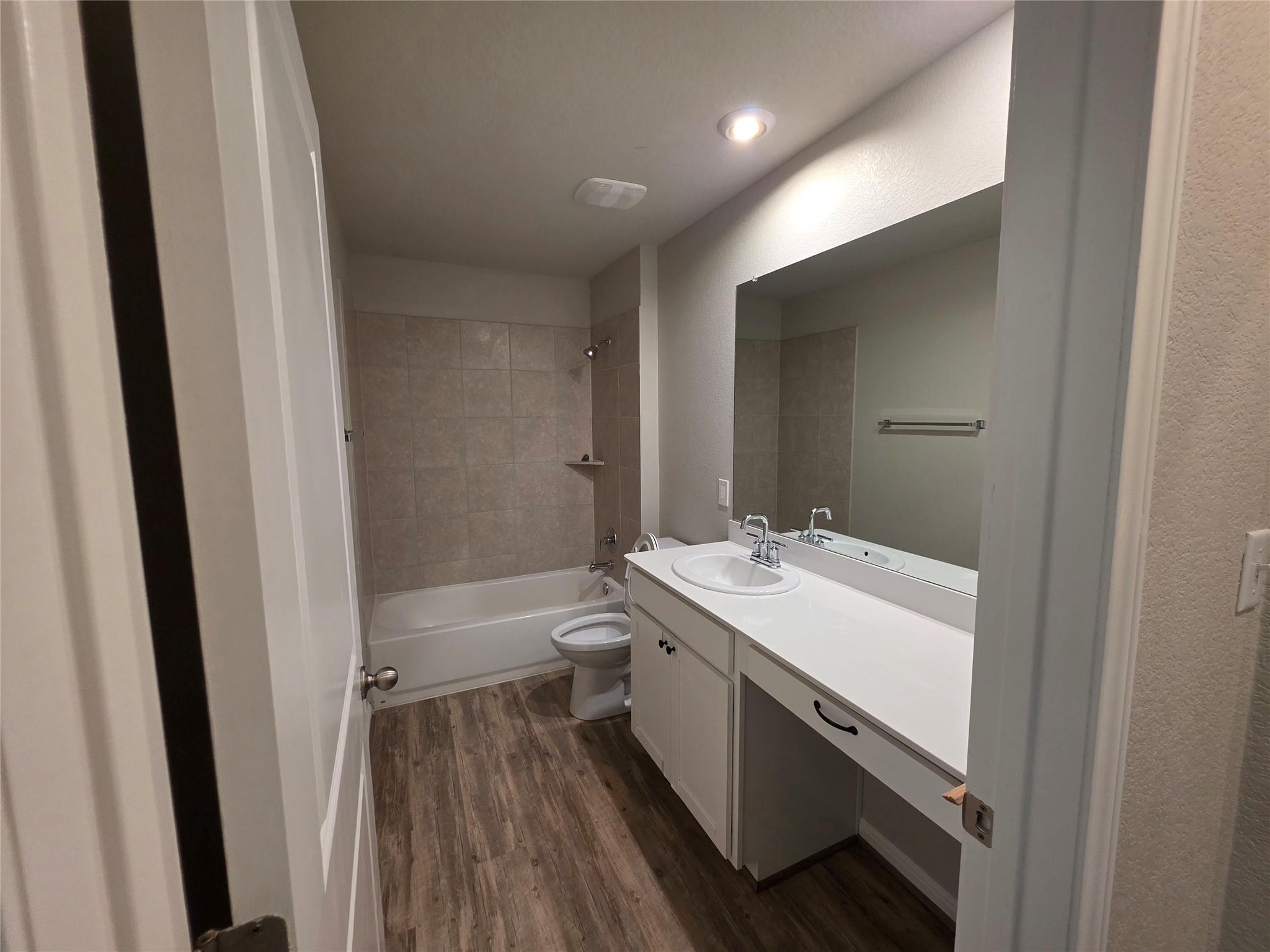 19024 Kimberlite Dr Property Photo 11